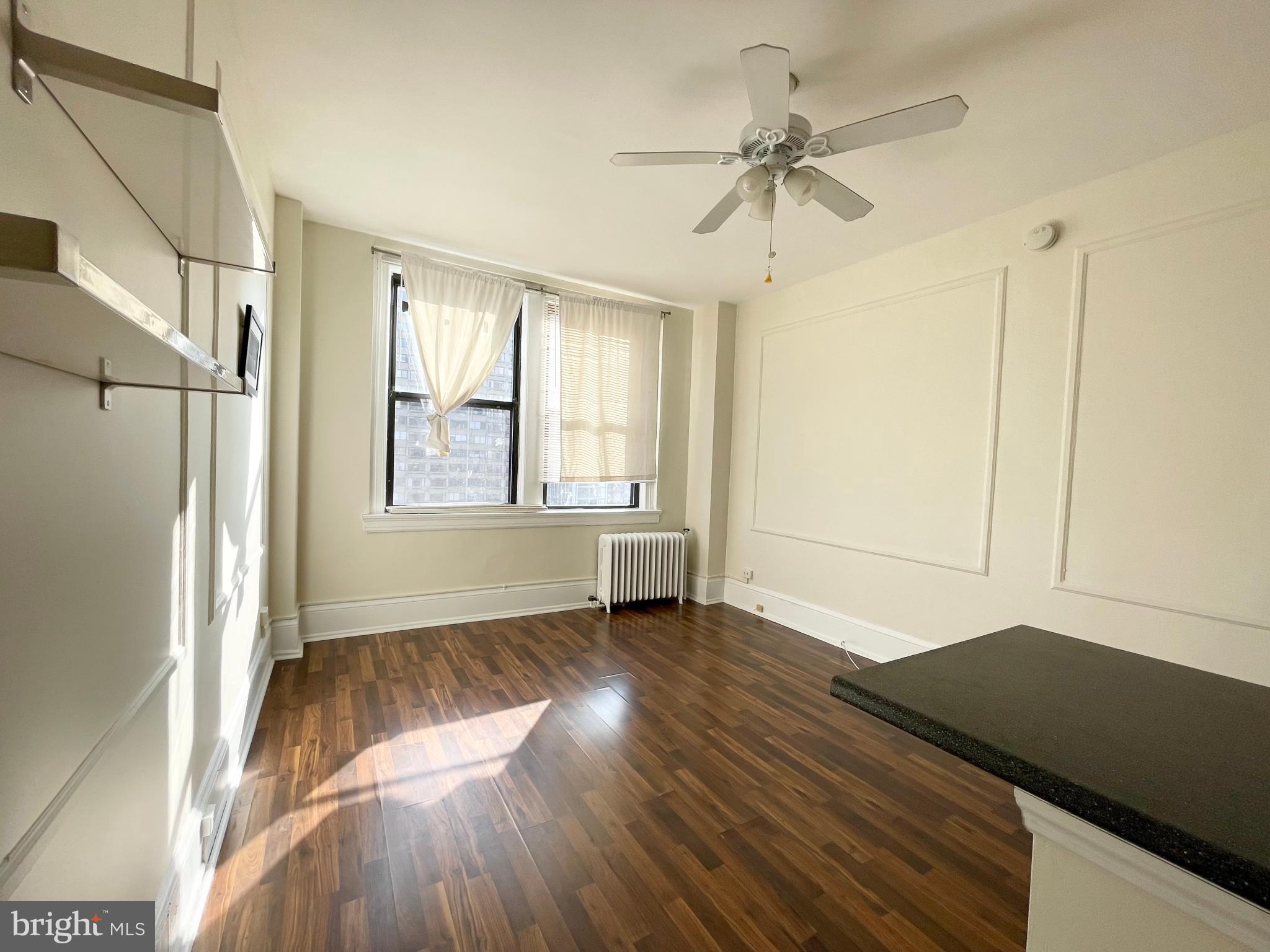 CENTER CITY - Residential Lease