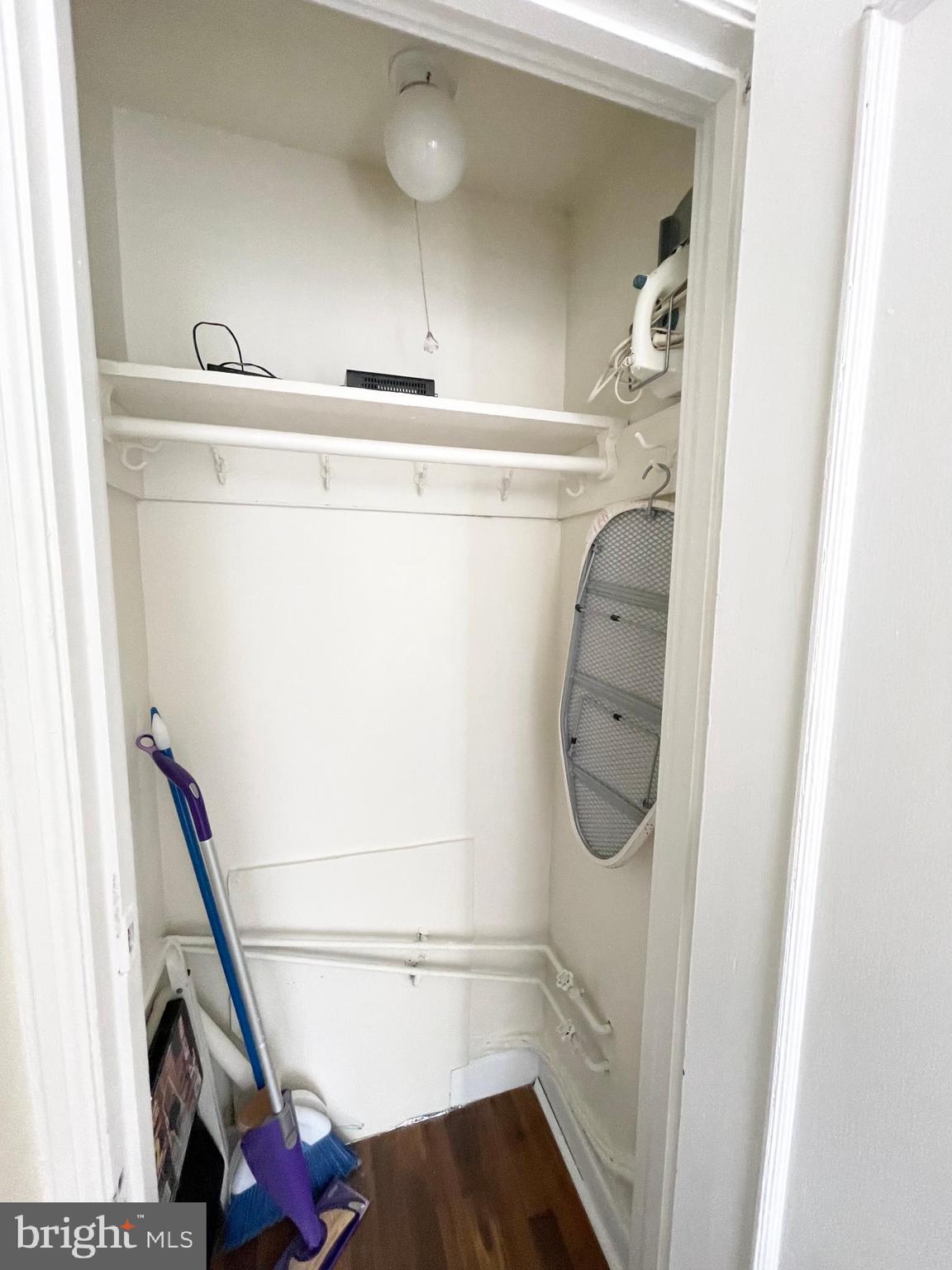 CENTER CITY - Residential Lease