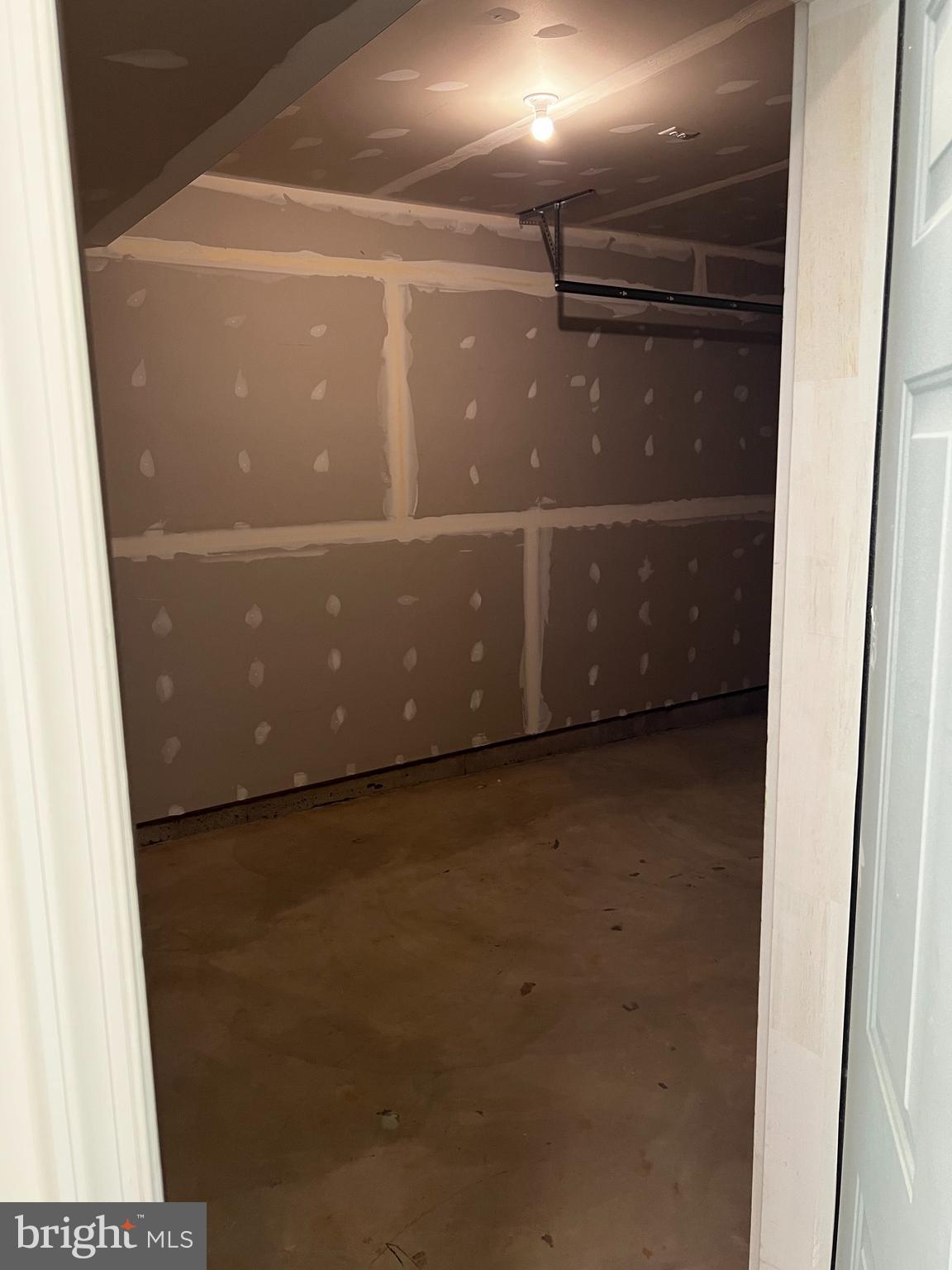 OVERLOOK AT RIVERSIDE - Residential Lease