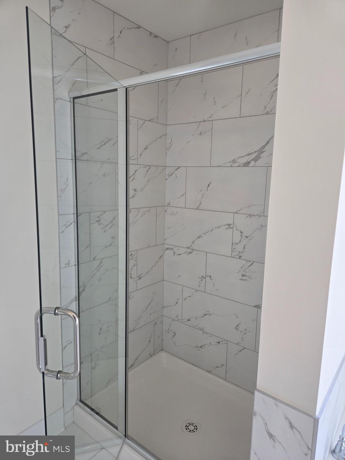 POWHATAN BEACH - Residential