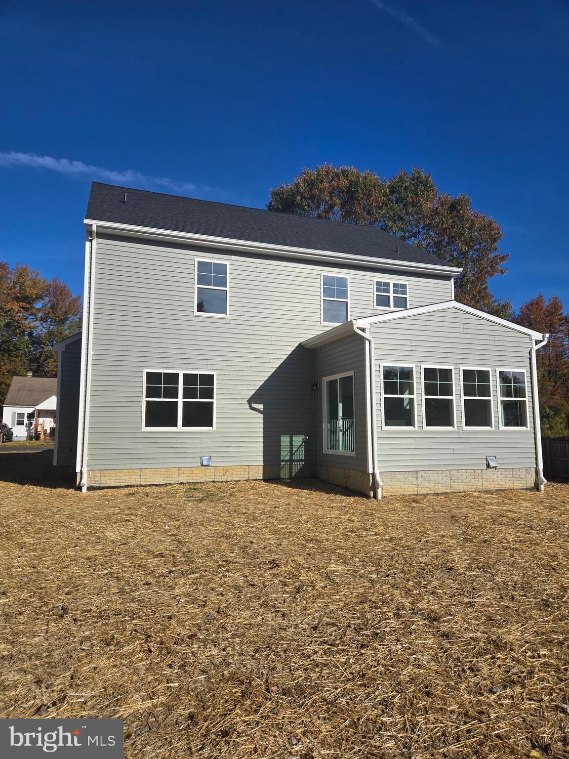 POWHATAN BEACH - Residential