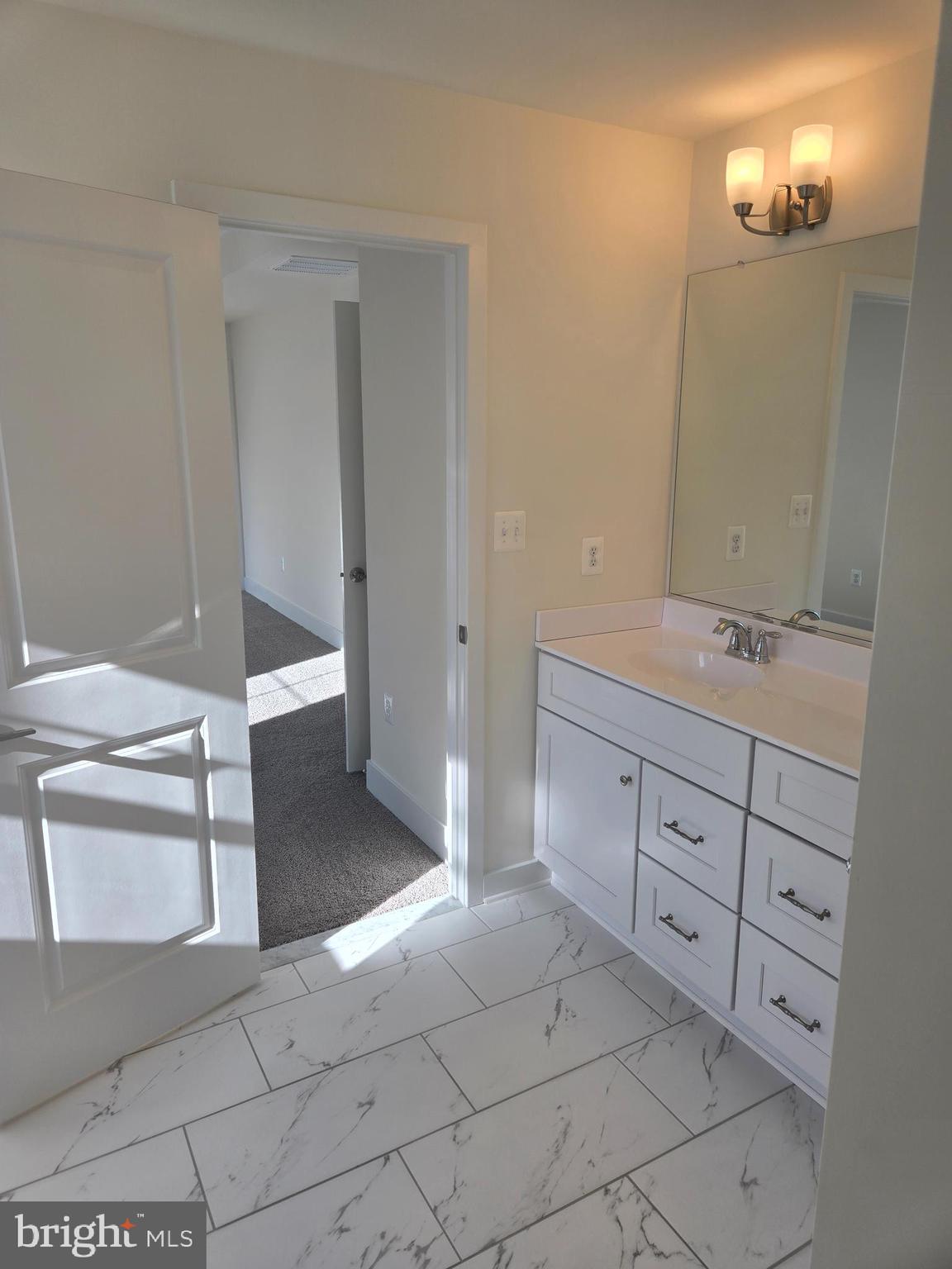 POWHATAN BEACH - Residential