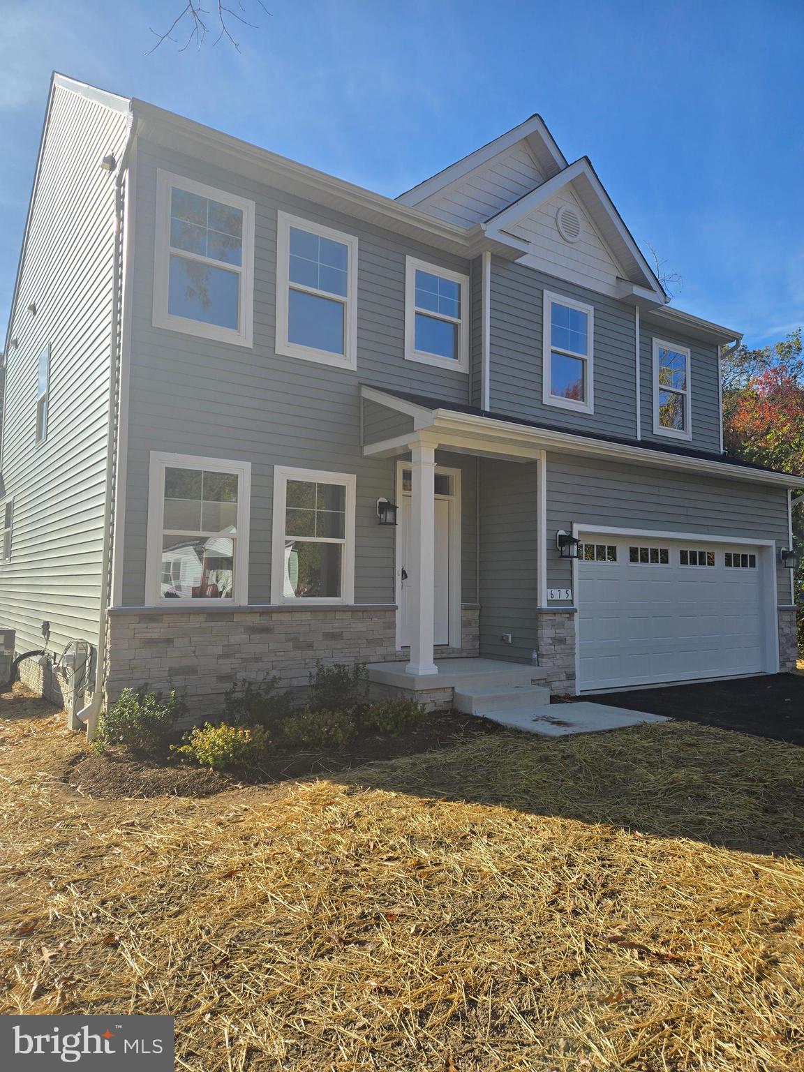 POWHATAN BEACH - Residential