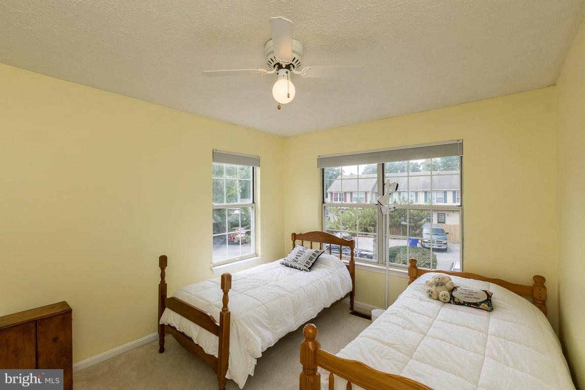 ST CHARLES SUB - HAMPSHIRE - Residential