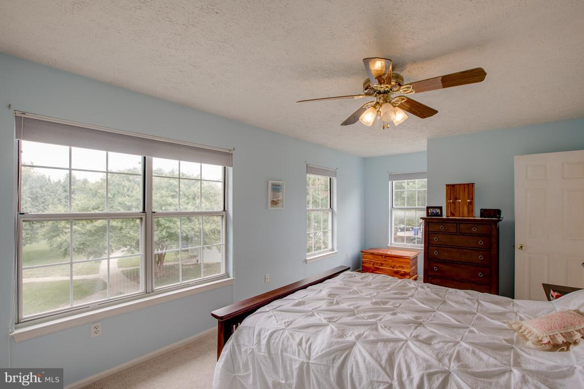 ST CHARLES SUB - HAMPSHIRE - Residential