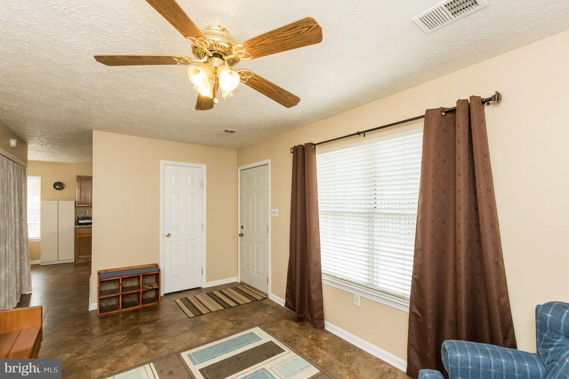 ST CHARLES SUB - HAMPSHIRE - Residential