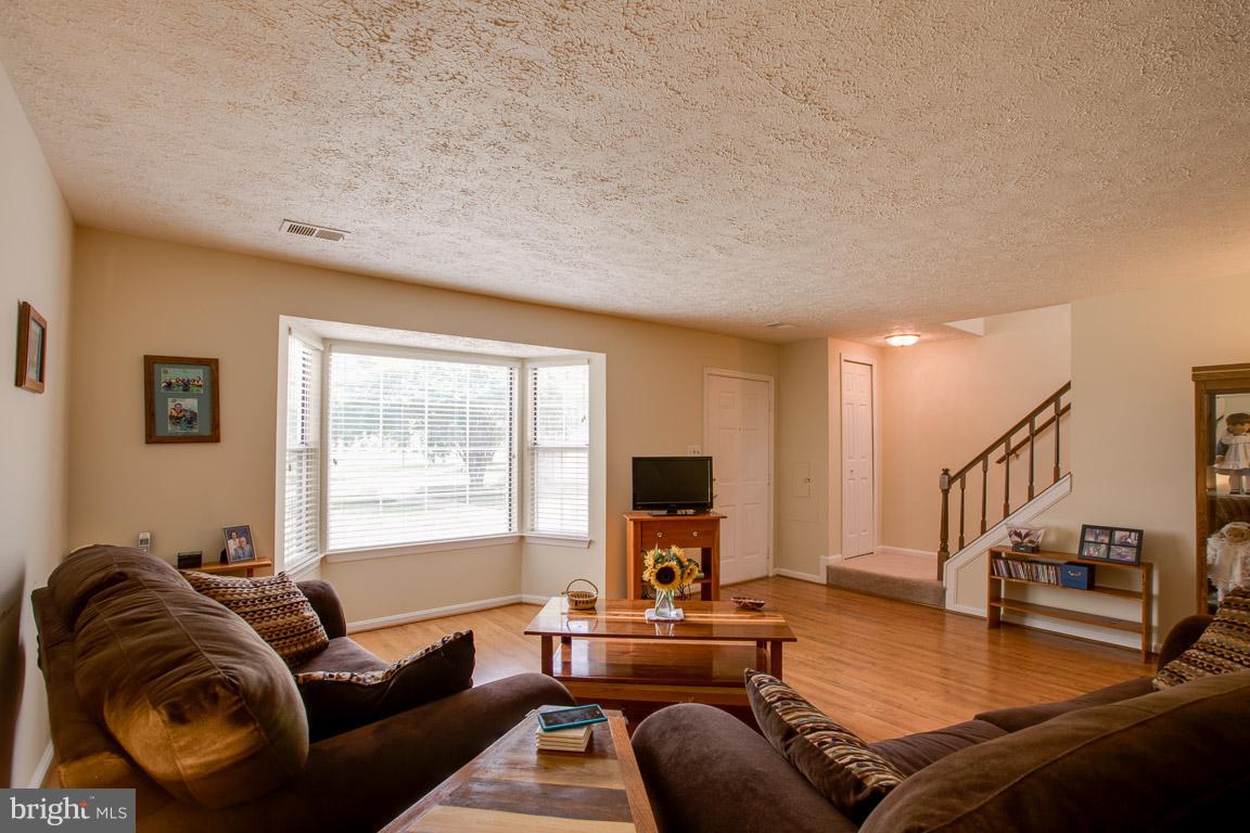 ST CHARLES SUB - HAMPSHIRE - Residential