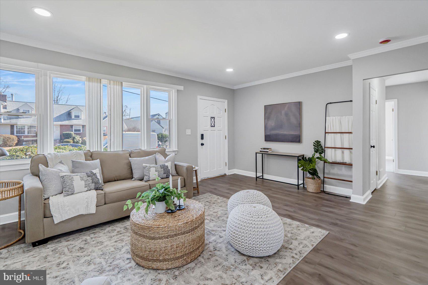 COUNTRY CLUB PARK - Residential