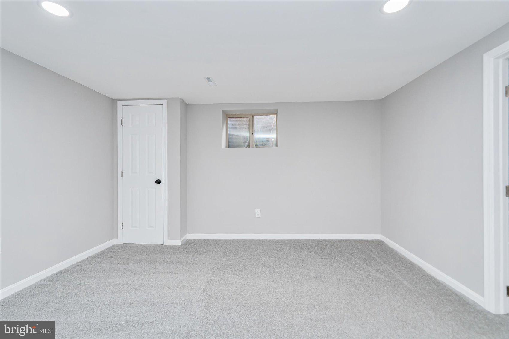 COUNTRY CLUB PARK - Residential