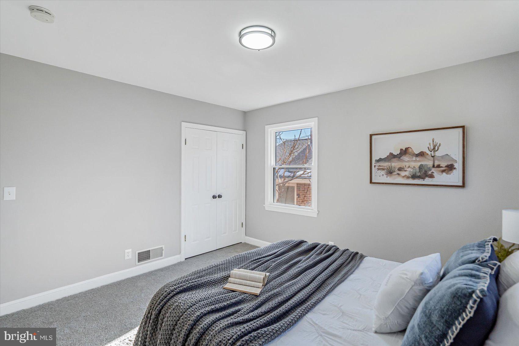 COUNTRY CLUB PARK - Residential