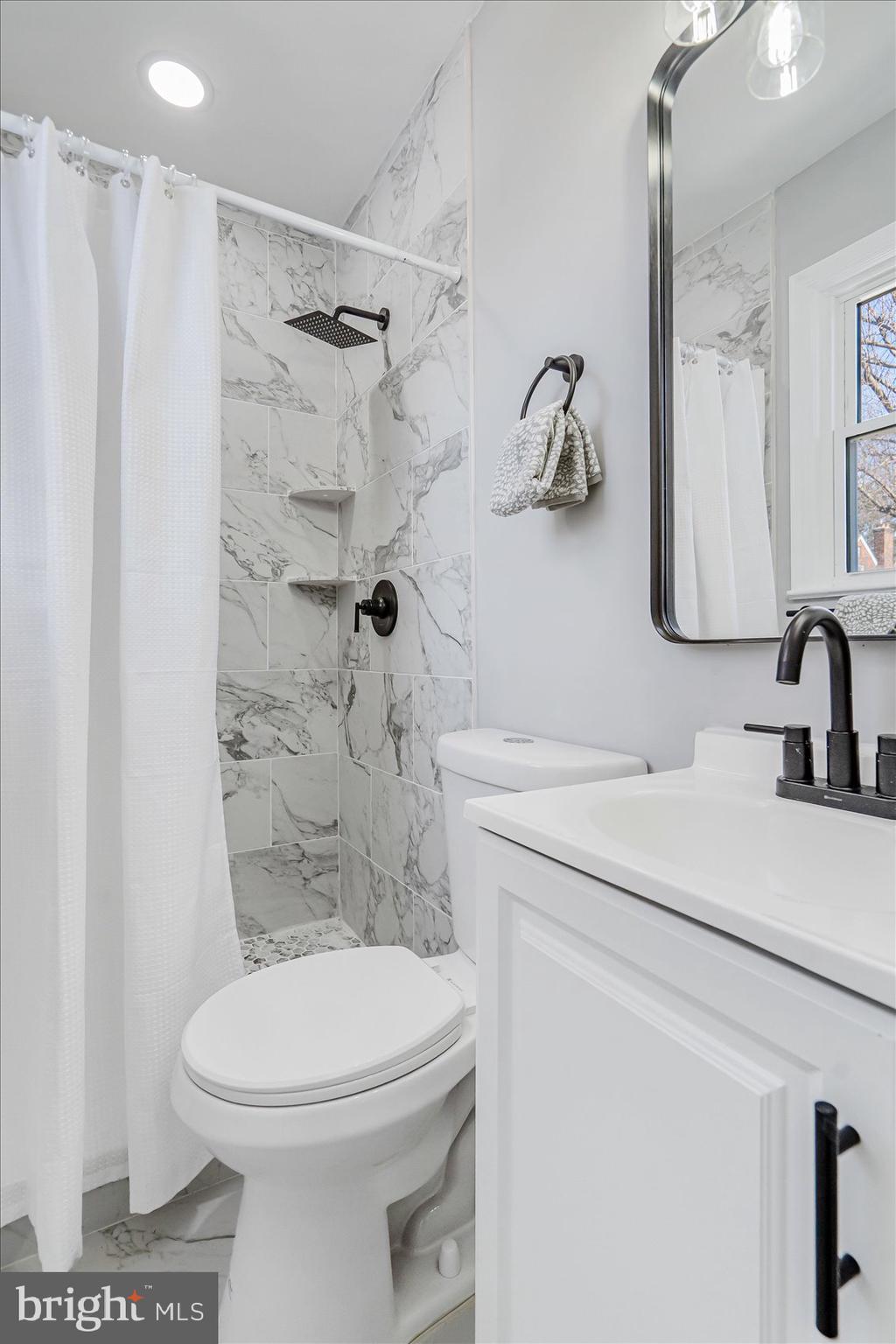 COUNTRY CLUB PARK - Residential