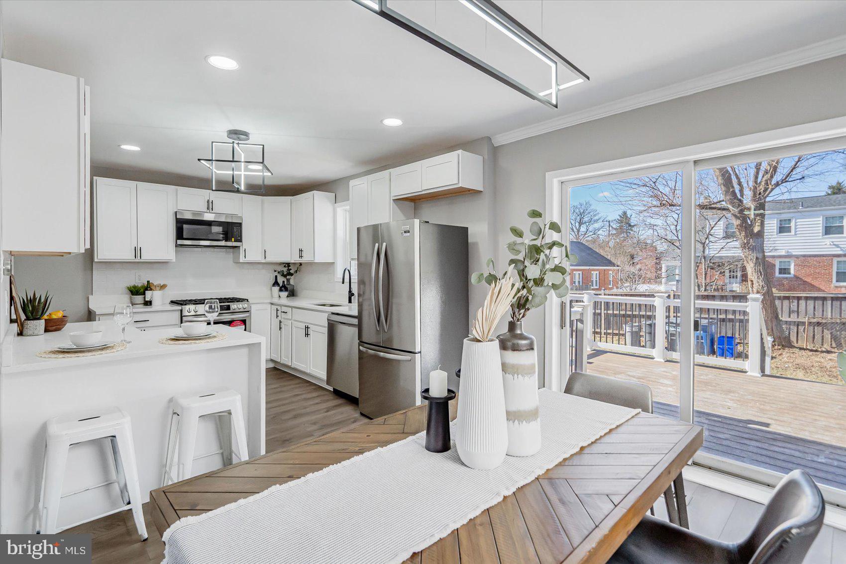 COUNTRY CLUB PARK - Residential