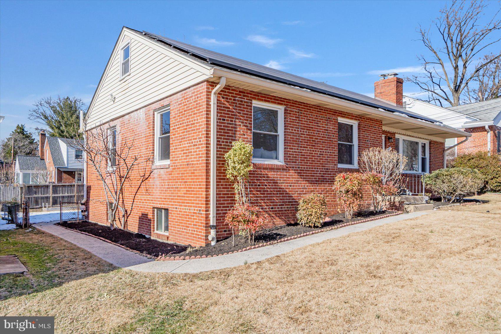 COUNTRY CLUB PARK - Residential