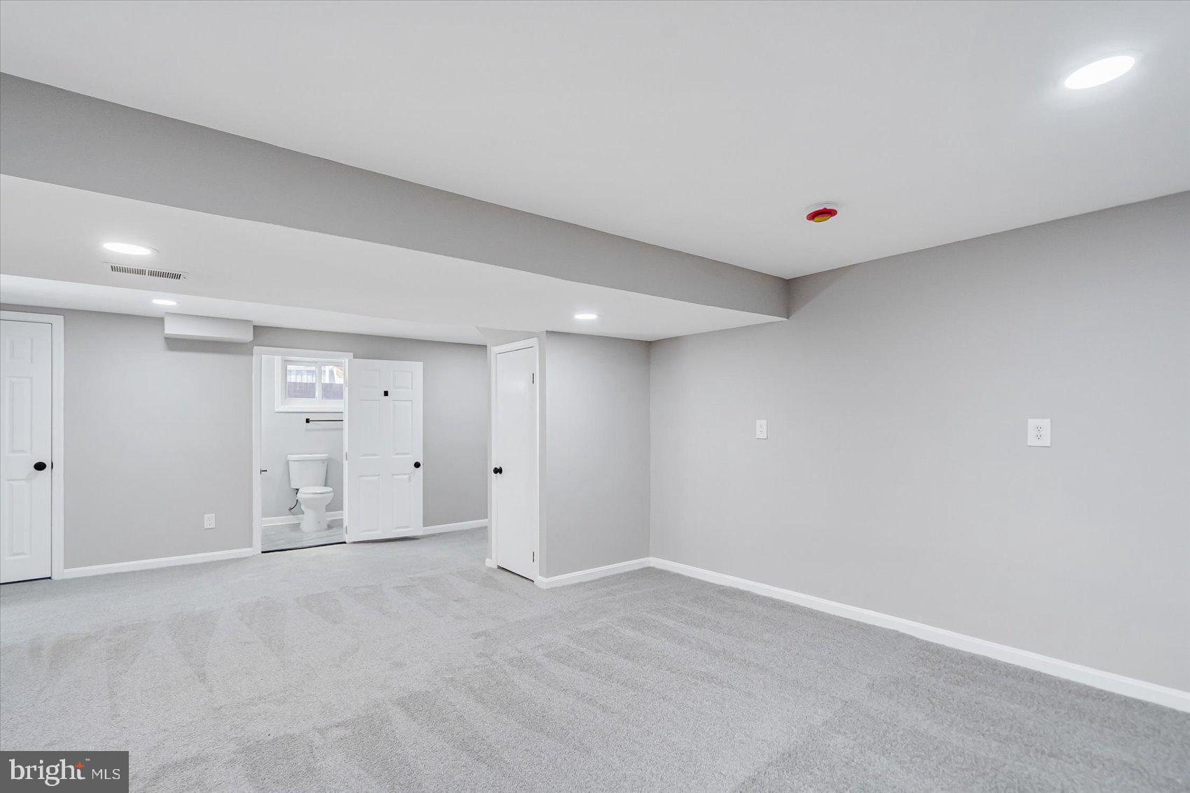 COUNTRY CLUB PARK - Residential