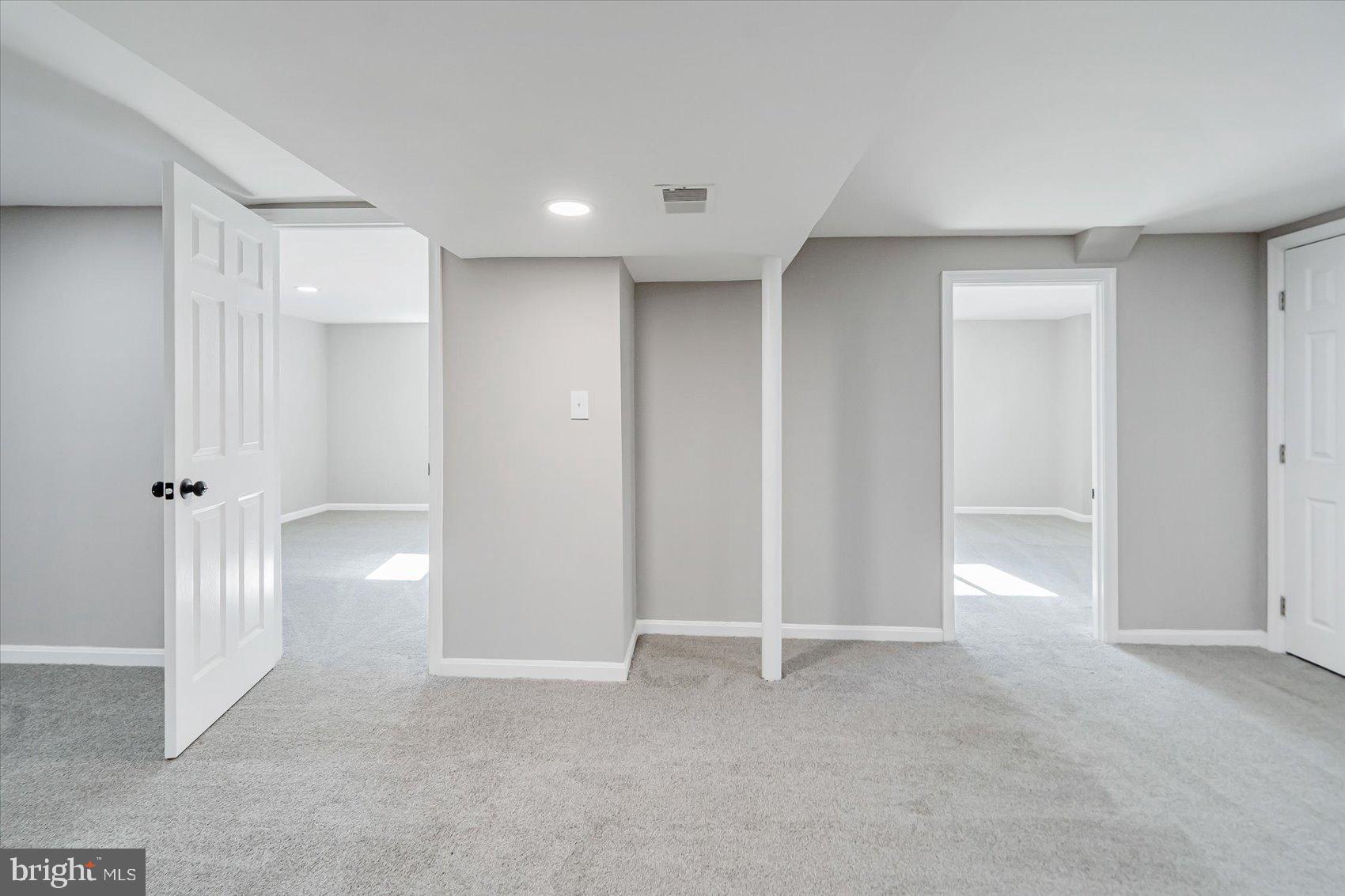 COUNTRY CLUB PARK - Residential