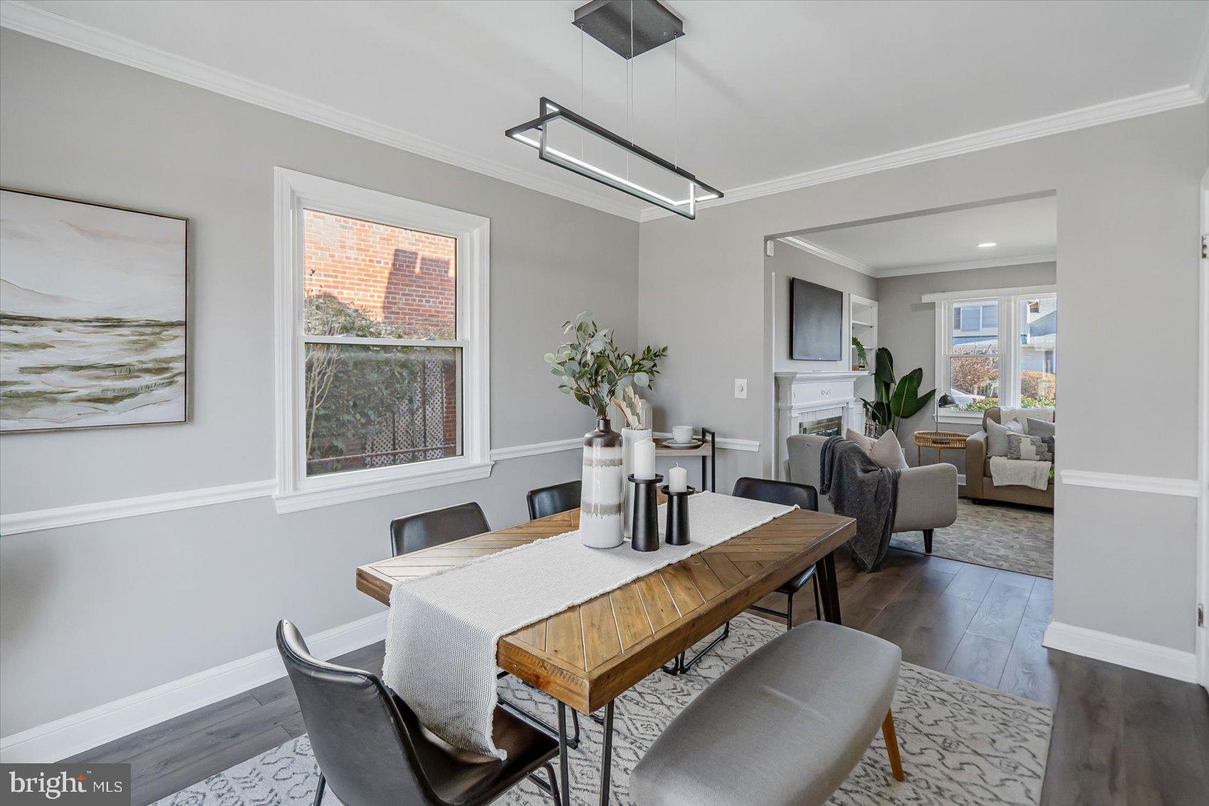 COUNTRY CLUB PARK - Residential