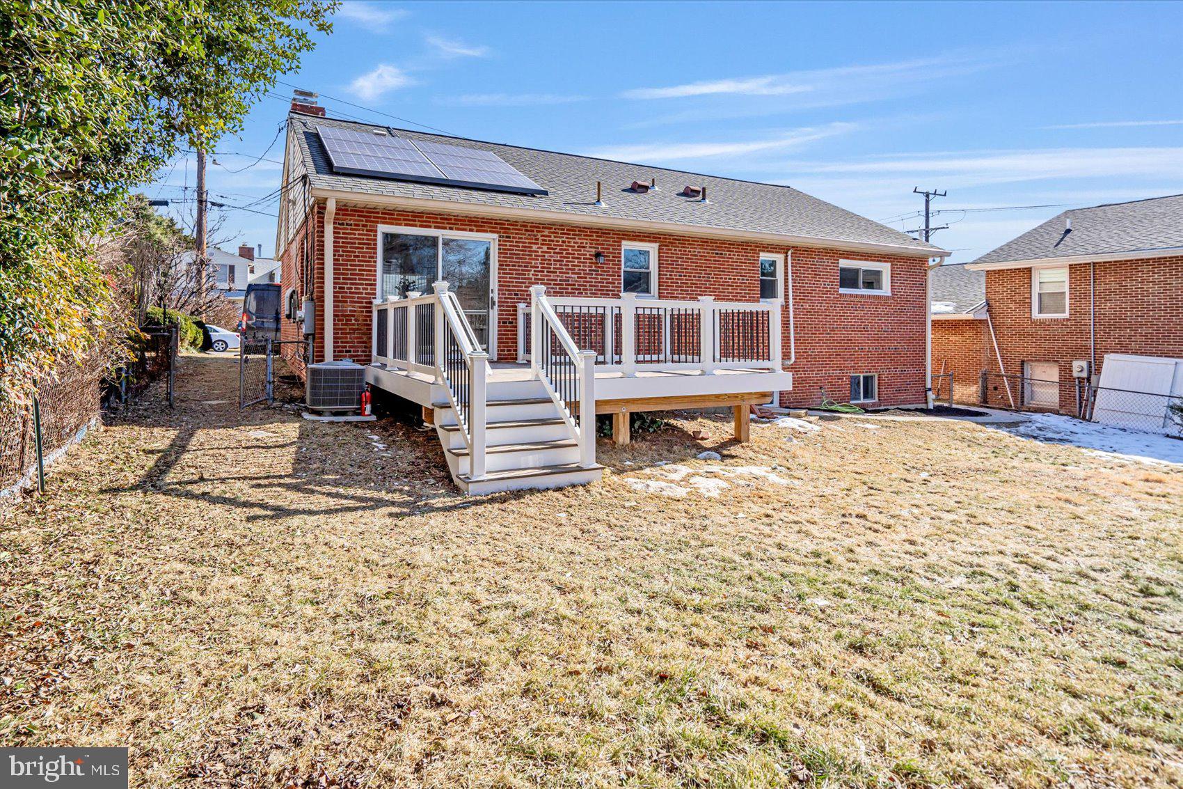 COUNTRY CLUB PARK - Residential