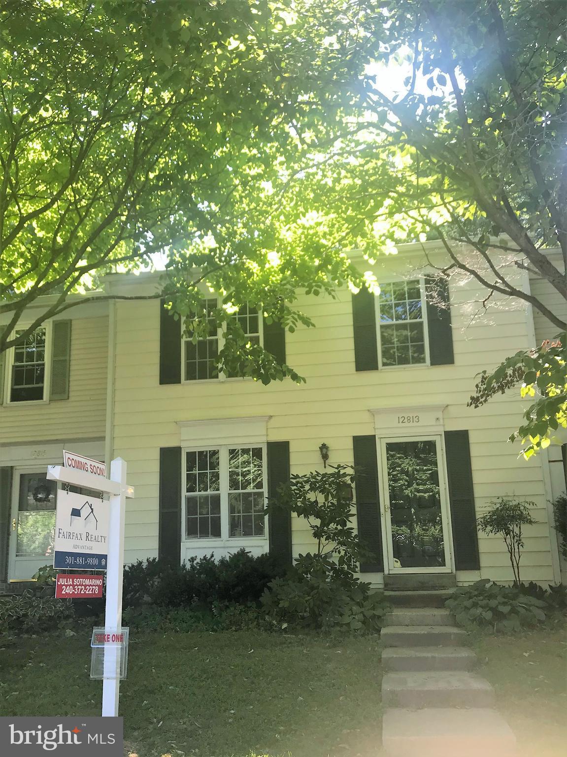 Updated townhouse with granite countertops, crown molding, updated baths and hardwood floors on first level.Walkout basement with full bath. Backs to Seneca Creek Park. This one won't last. Contact agent with any questions.