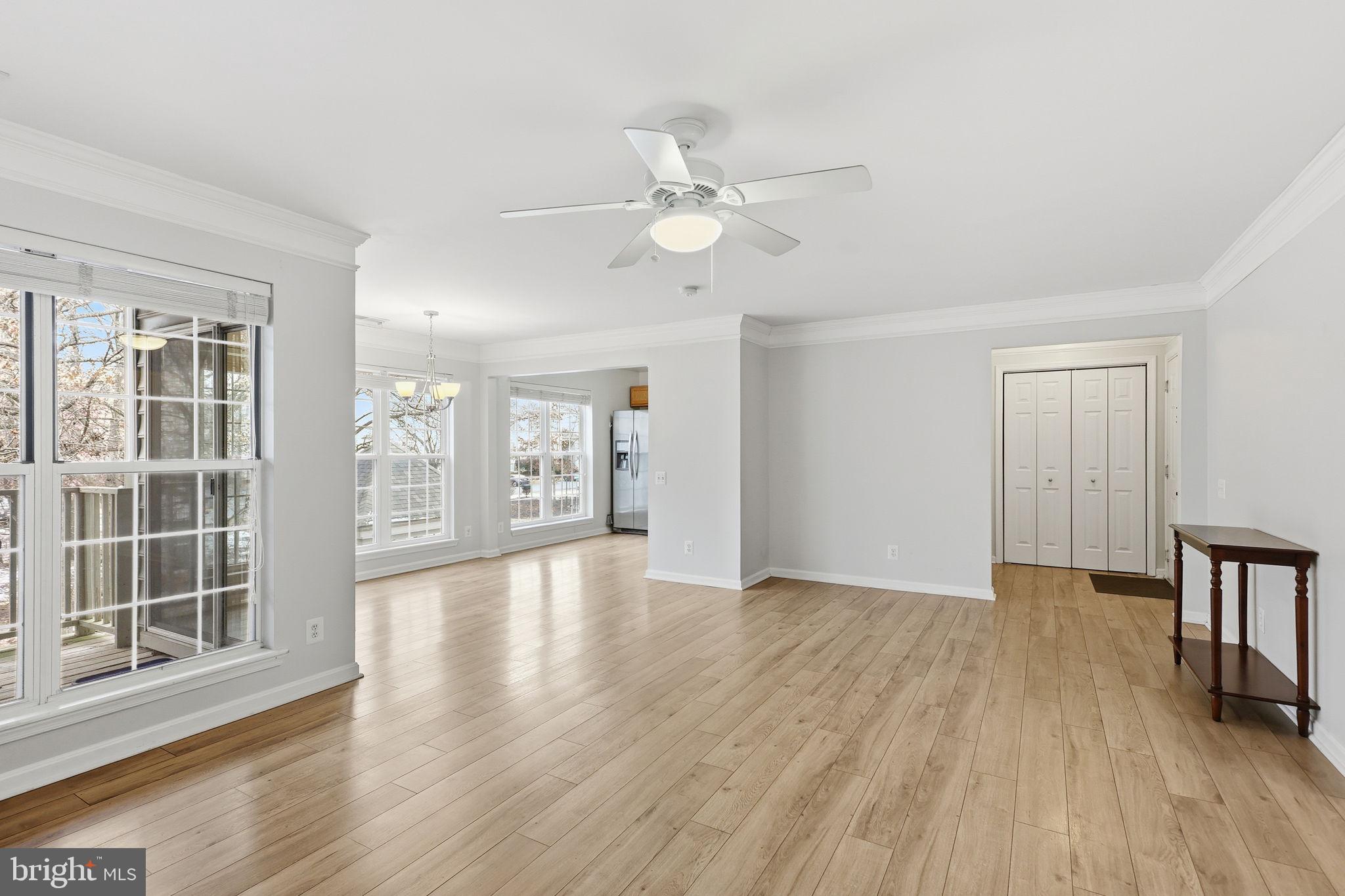 BULL RUN CONDO - Residential