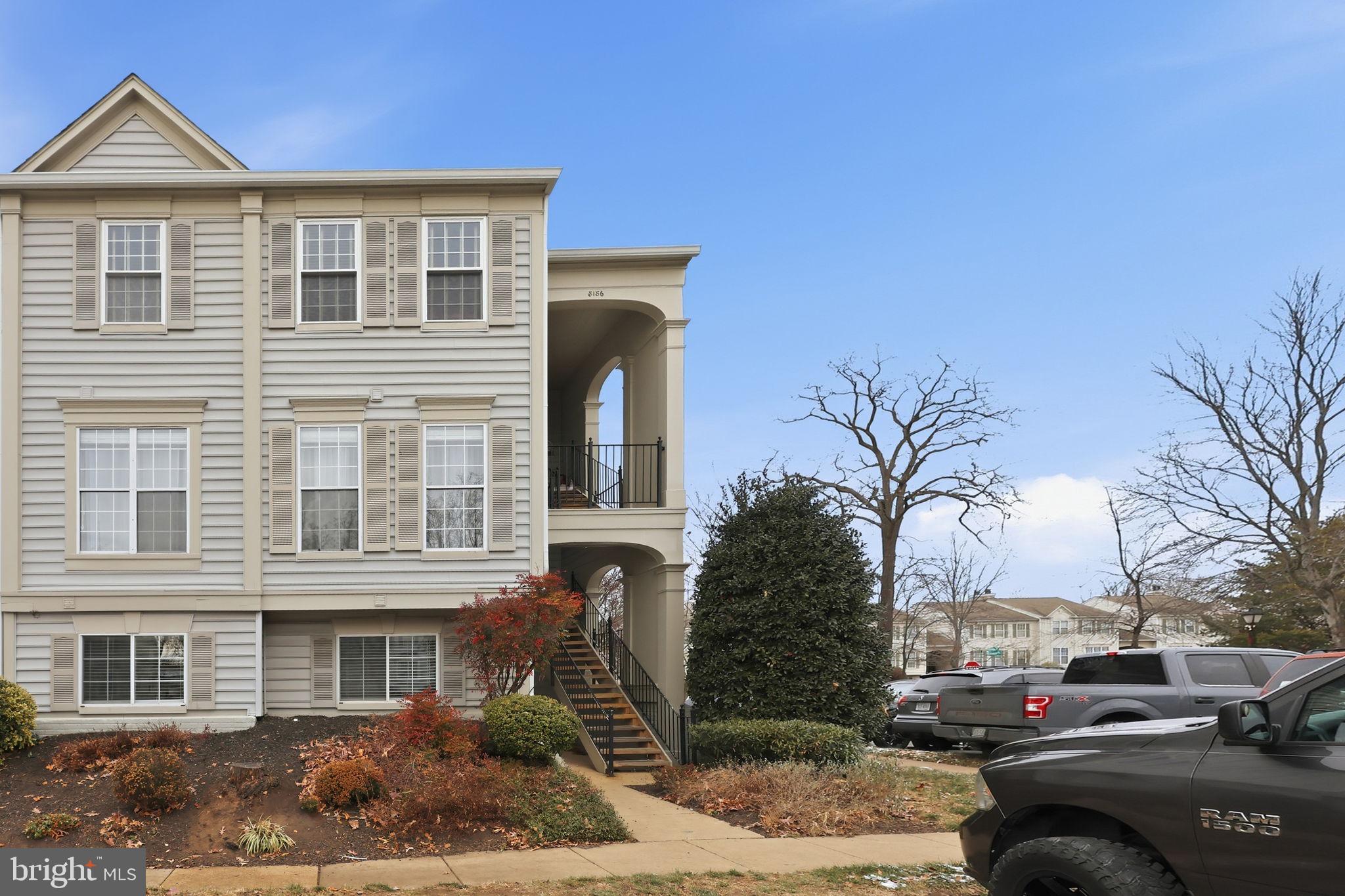 BULL RUN CONDO - Residential