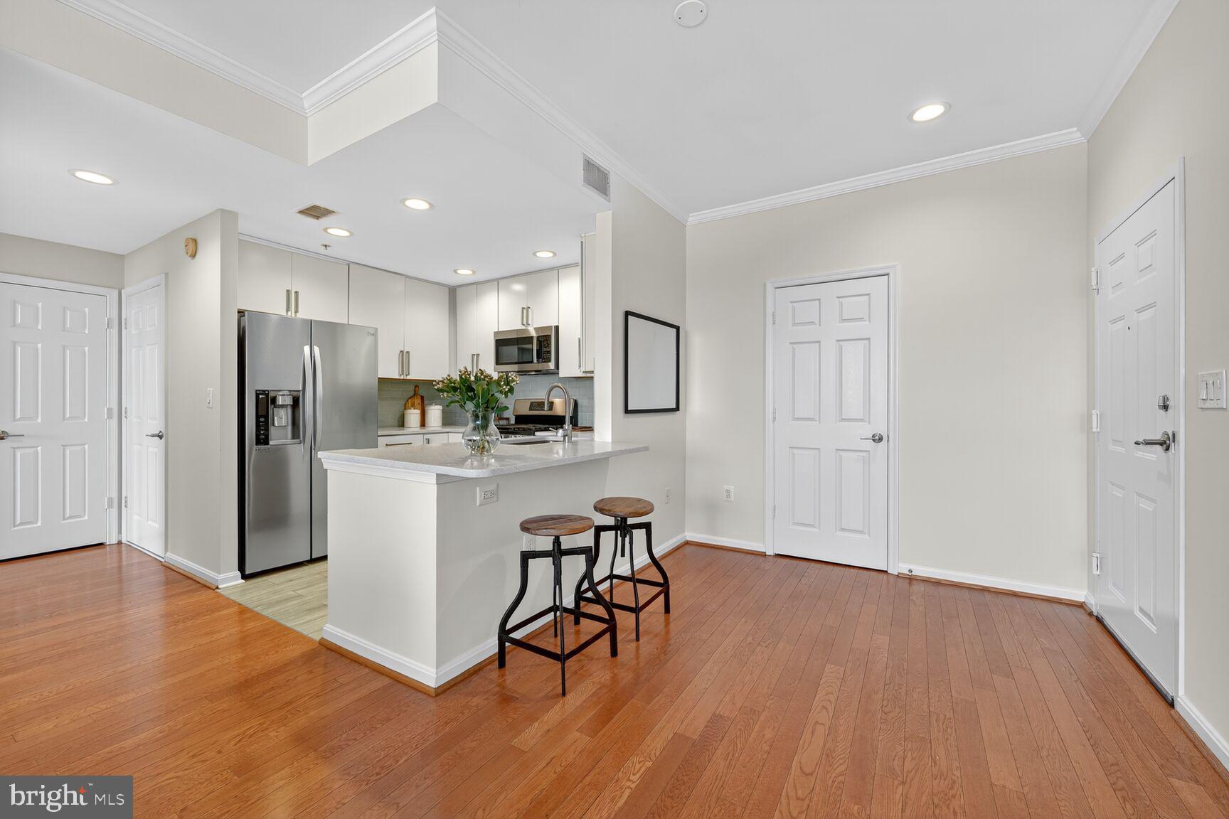 2004 11TH STREET NW 326