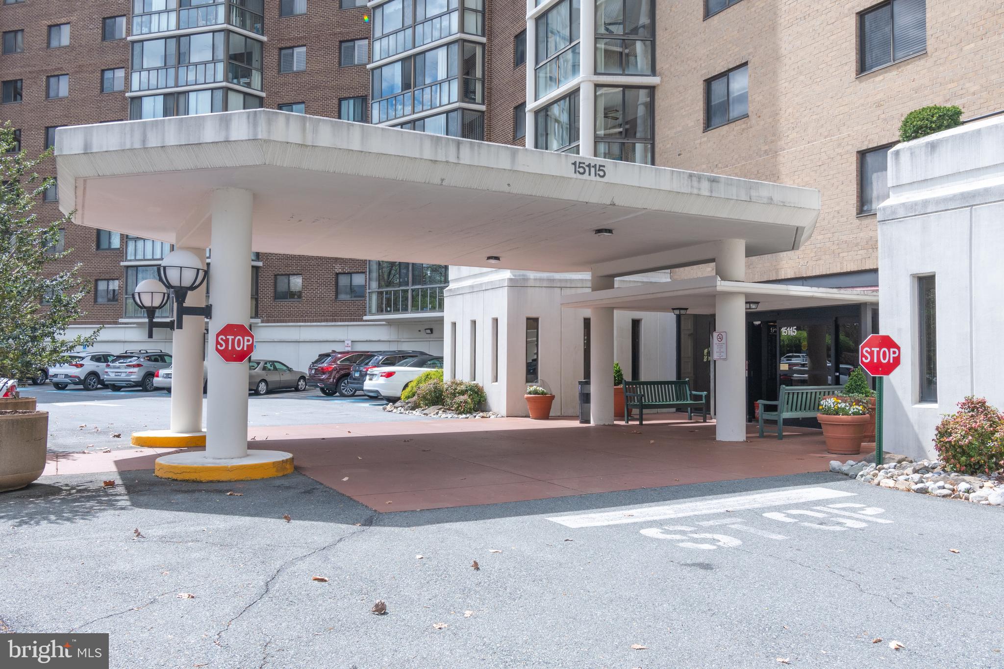 LEISURE WORLD - Residential