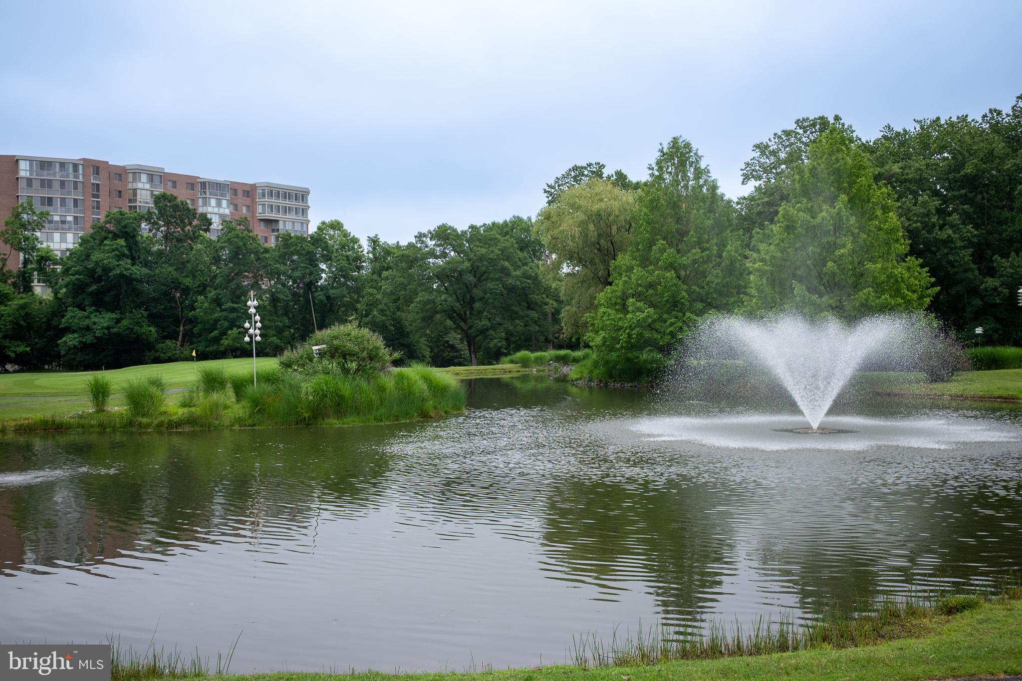 LEISURE WORLD - Residential