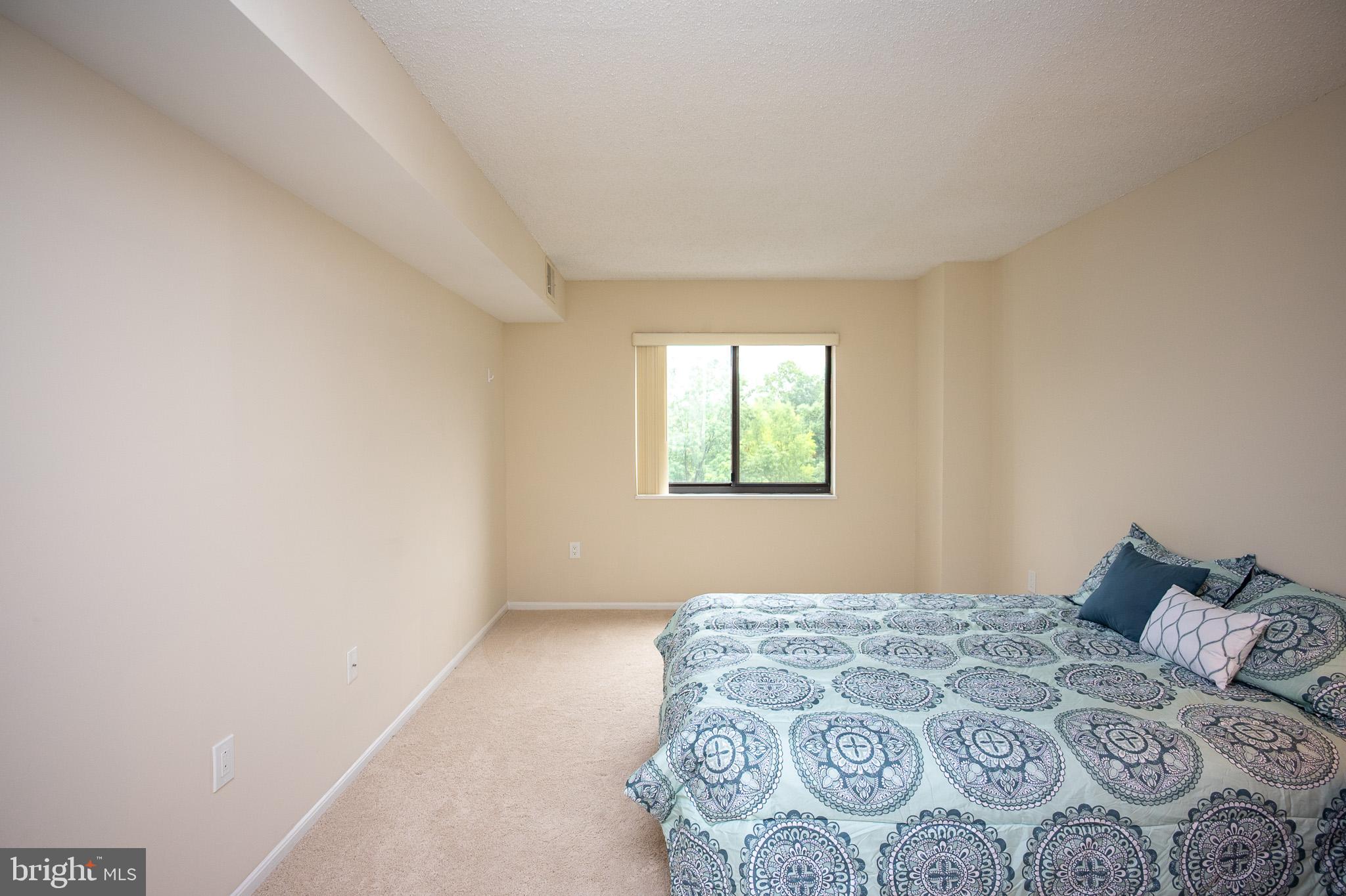 15115 INTERLACHEN DRIVE 3-625
