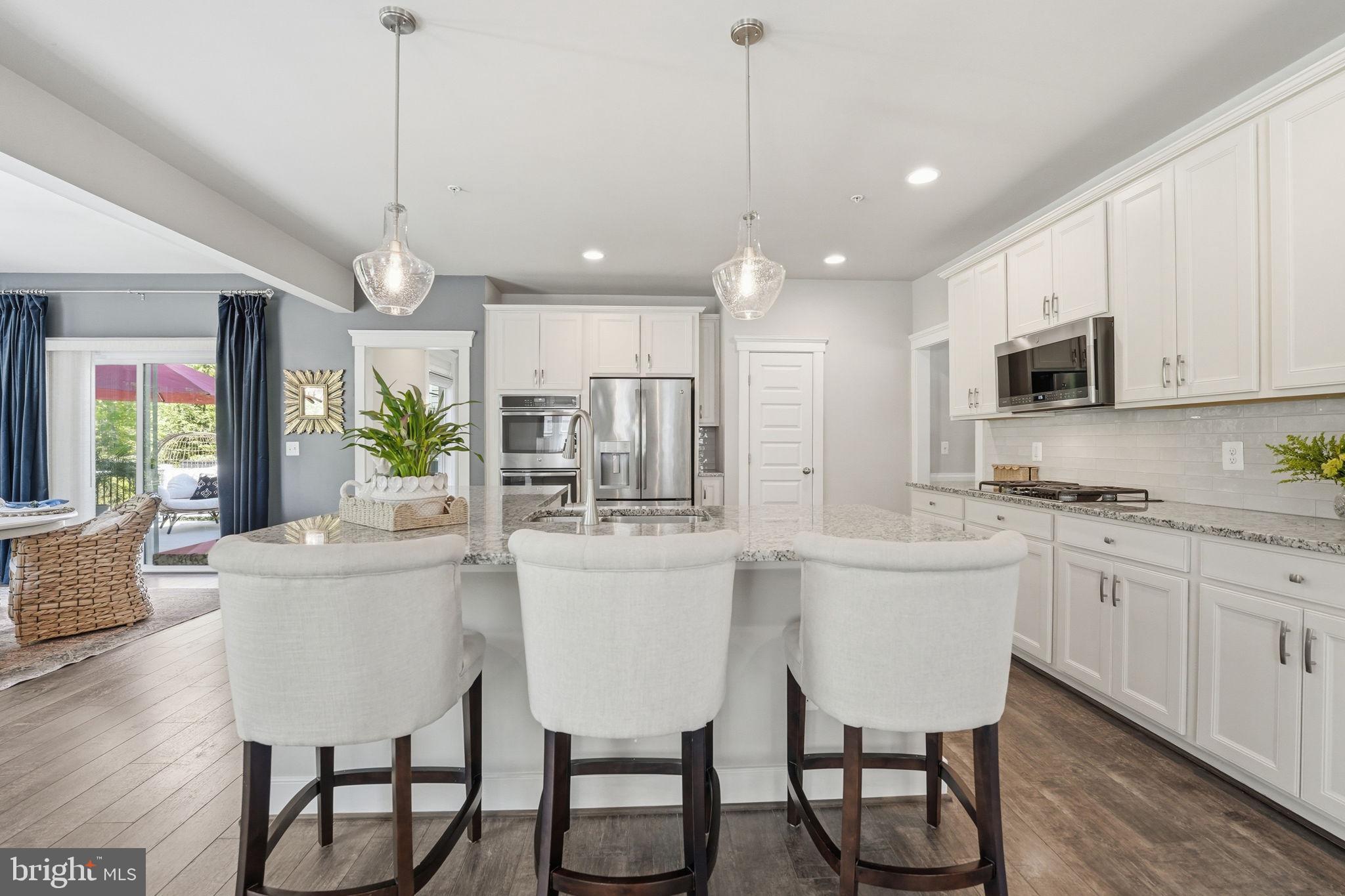 POTOMAC SHORES - Residential