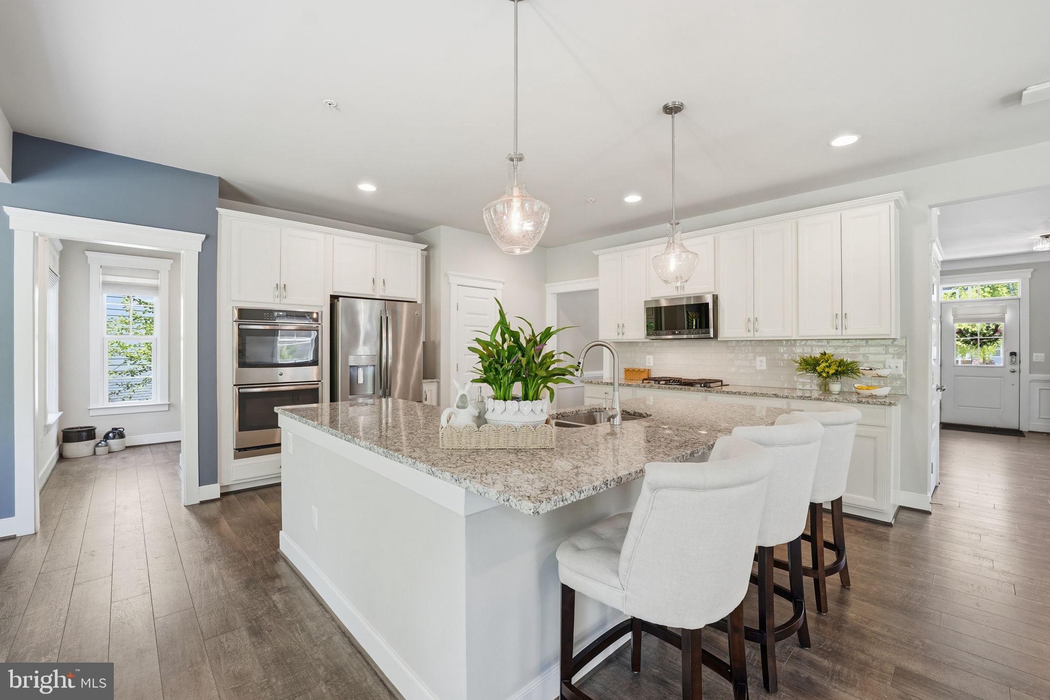 POTOMAC SHORES - Residential