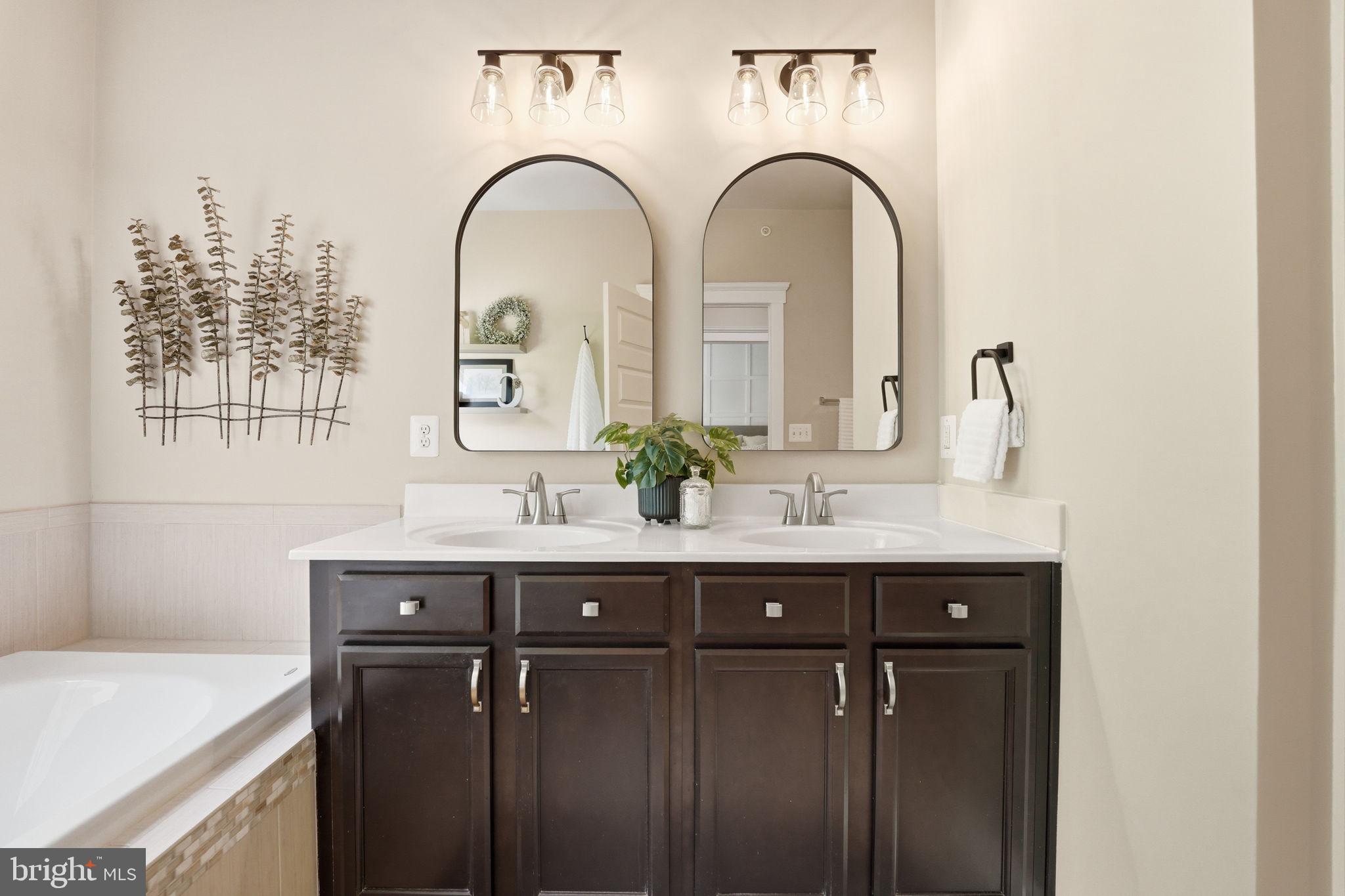 POTOMAC SHORES - Residential