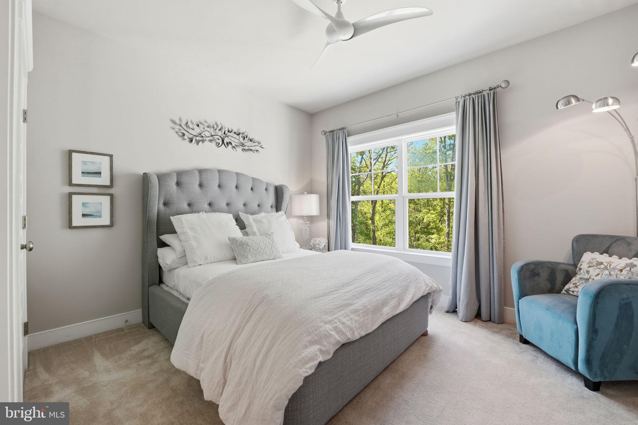 POTOMAC SHORES - Residential