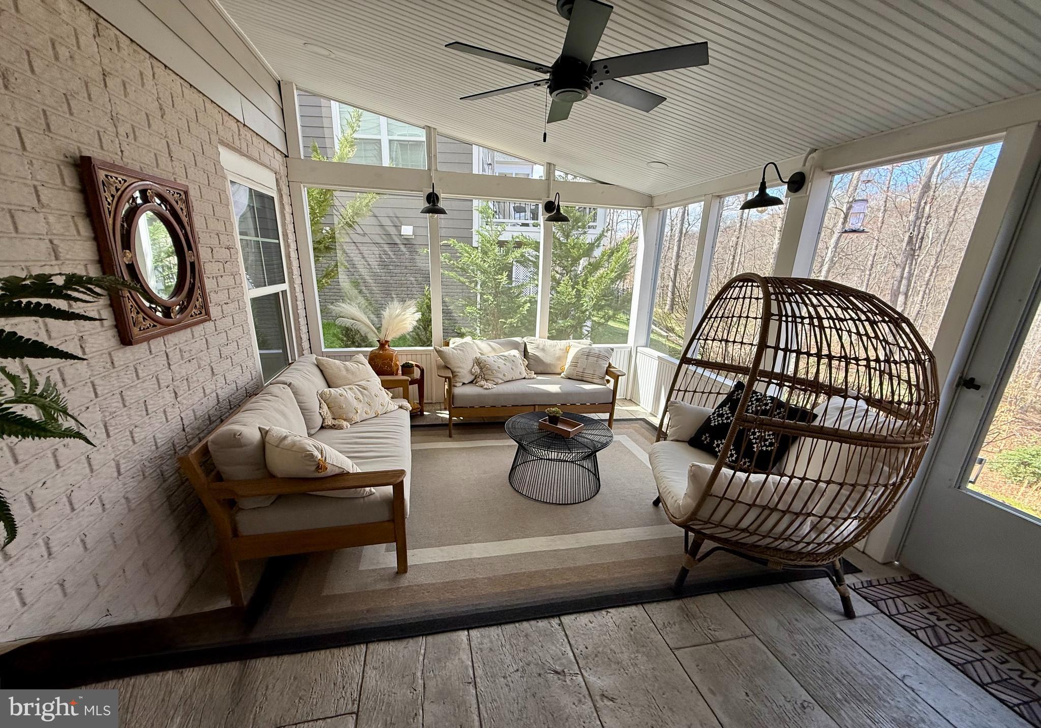 17942 WOODS VIEW DRIVE