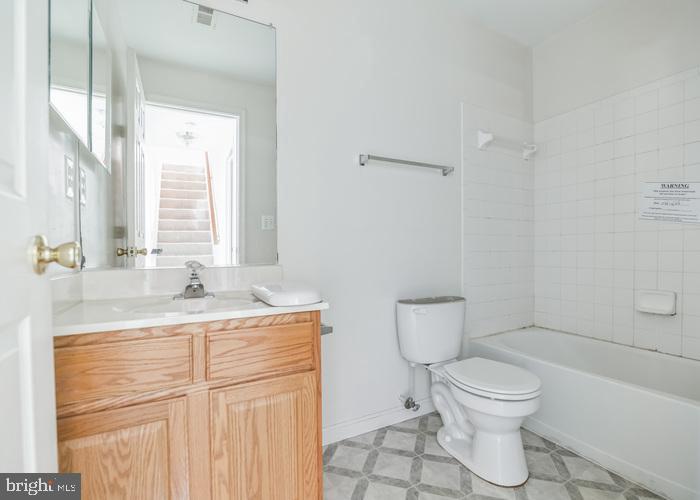 WAYSIDE VILLAGE - Residential