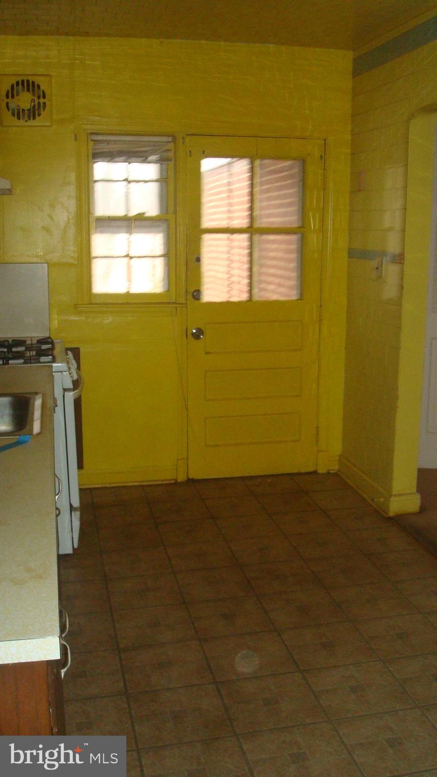 CROSS COUNTRY - Residential