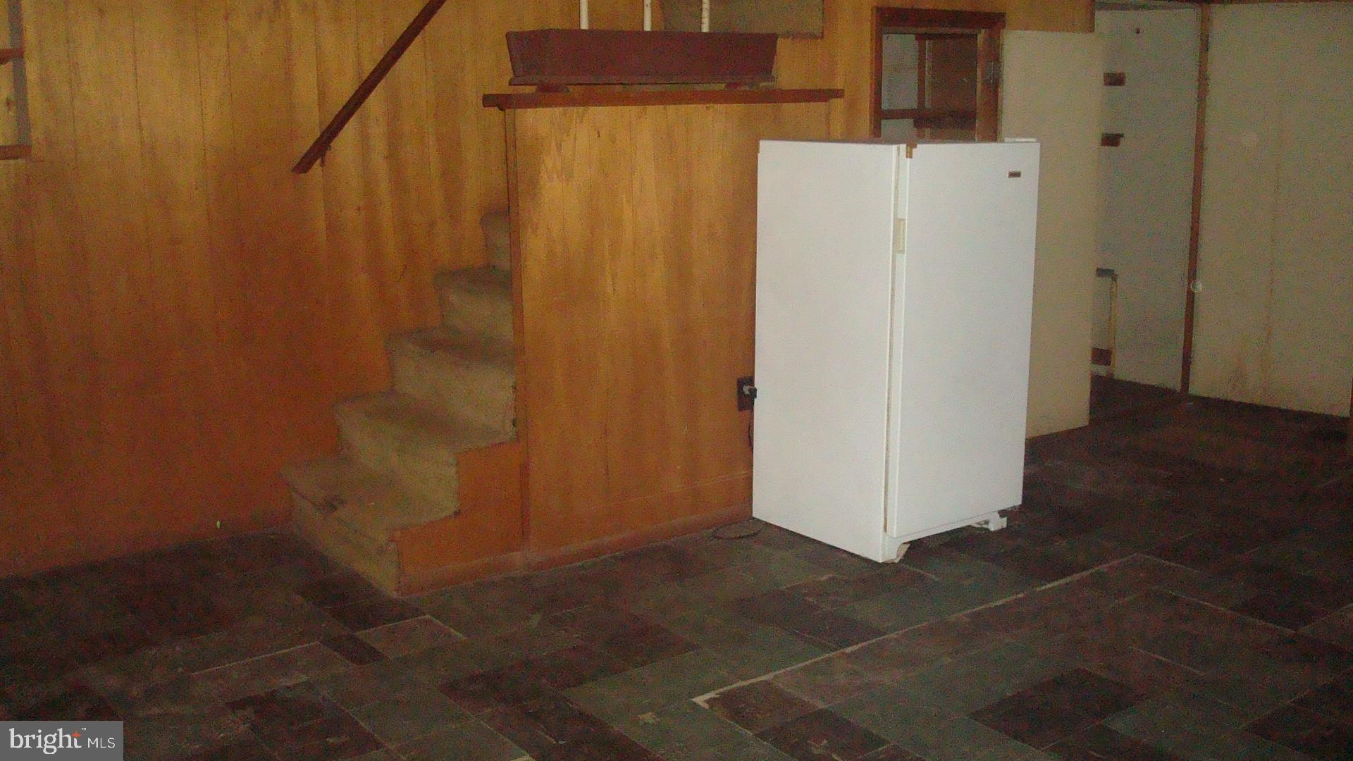 CROSS COUNTRY - Residential