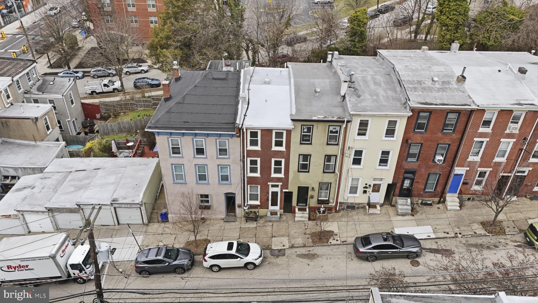 EAST FALLS - Residential