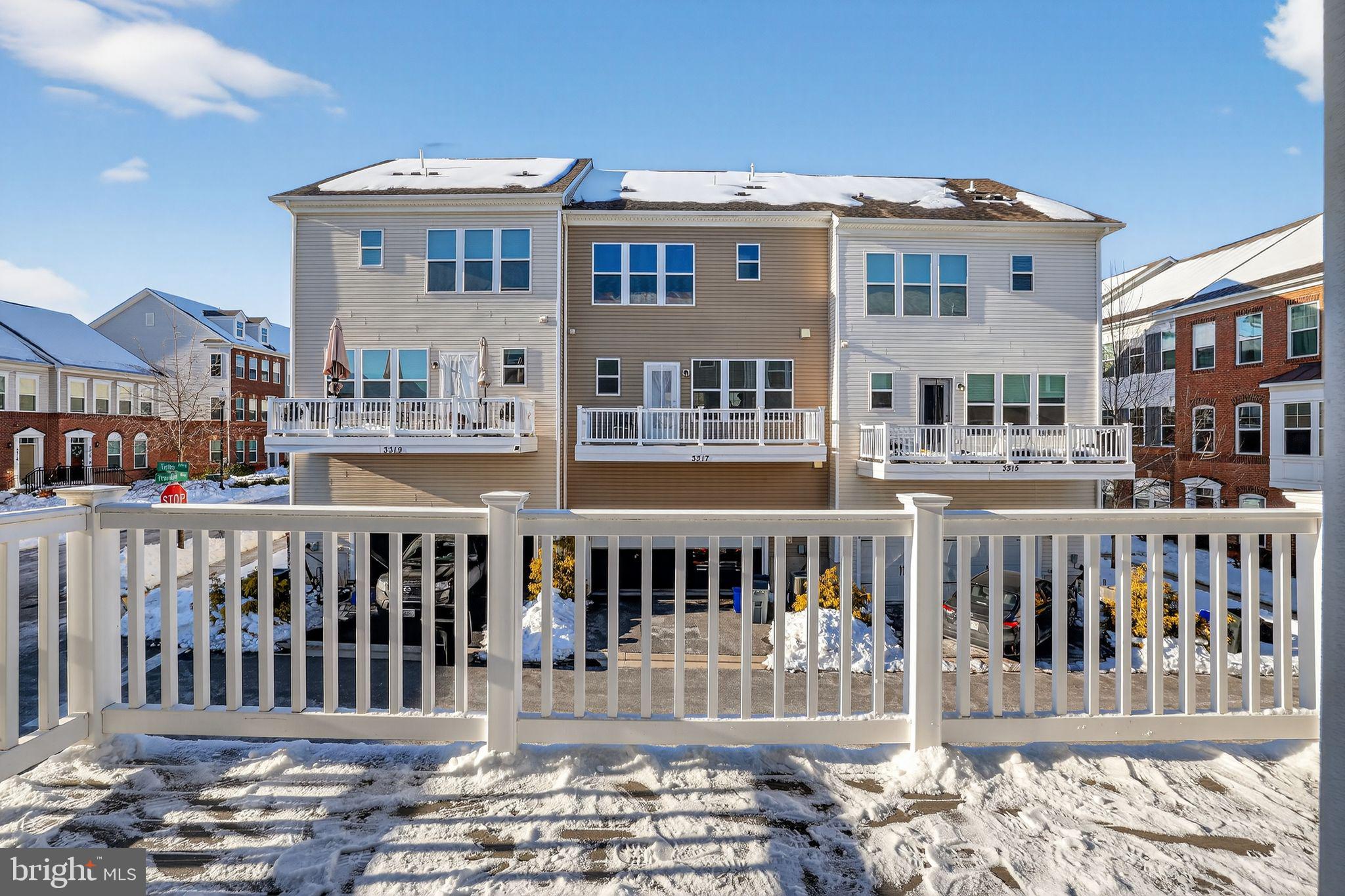 CENTURY ROW - Residential