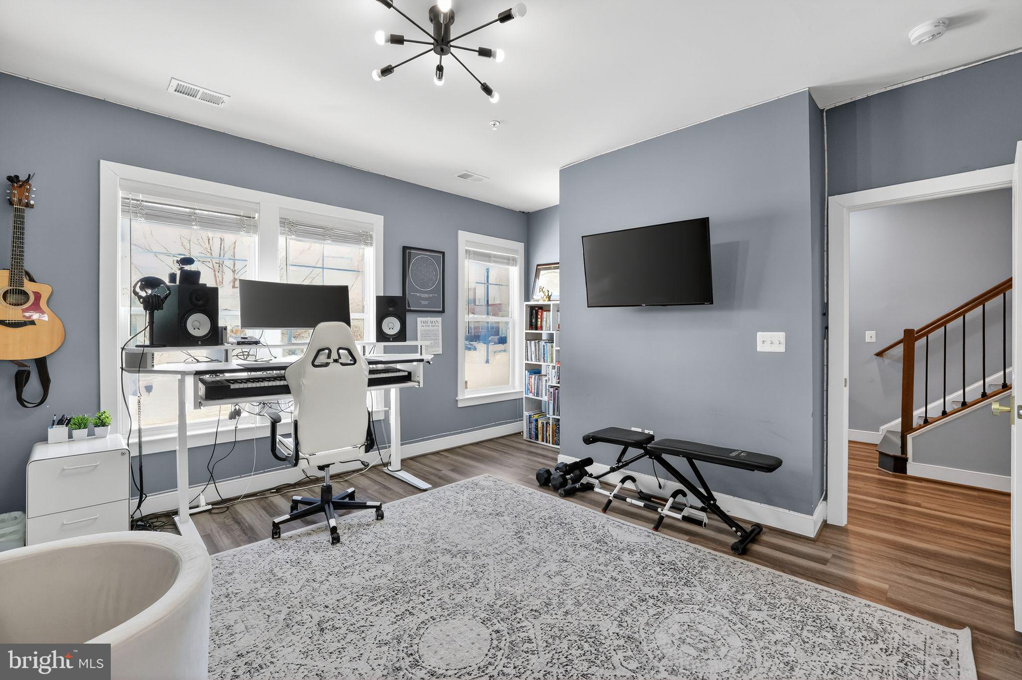 CENTURY ROW - Residential