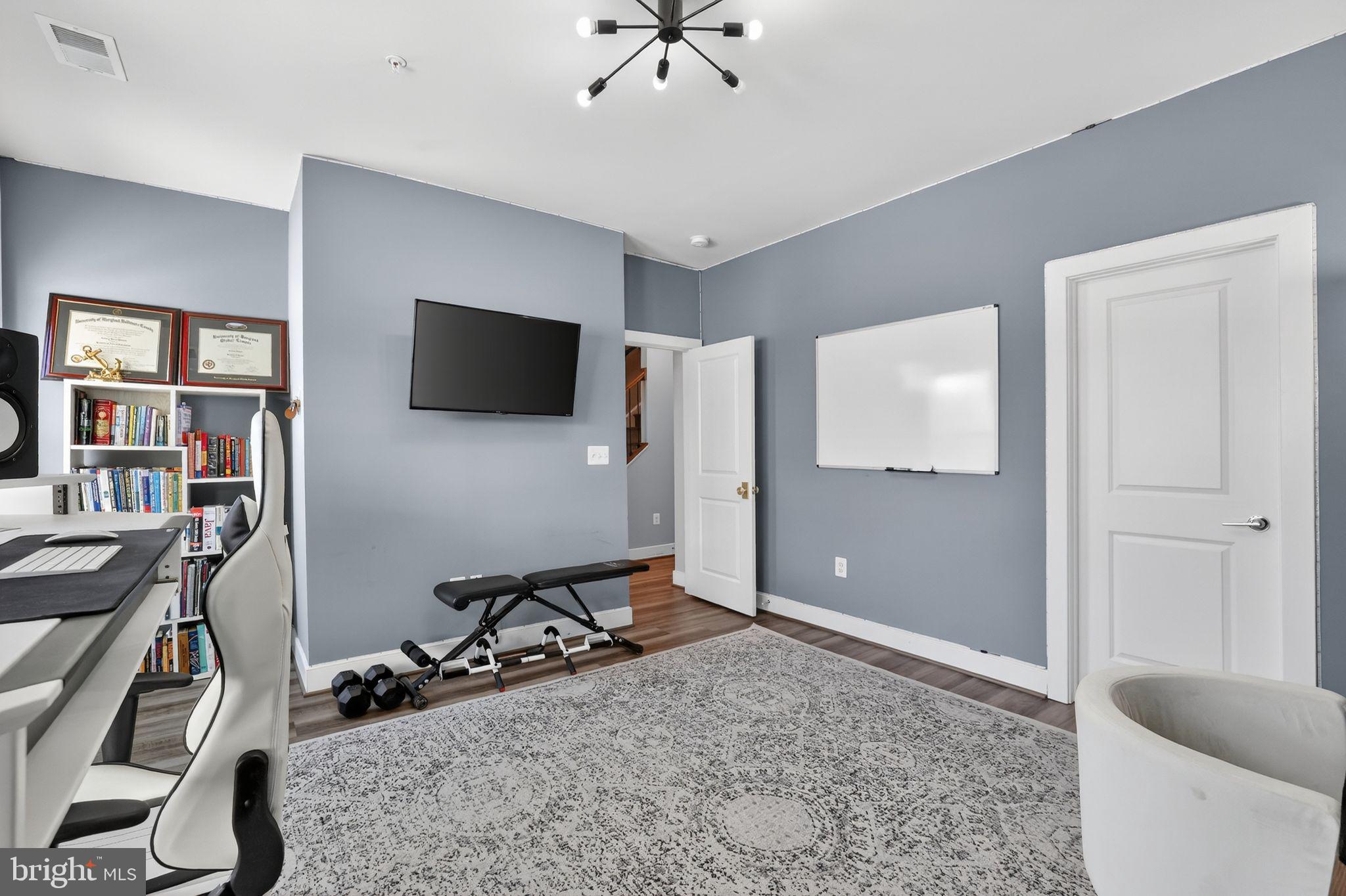 CENTURY ROW - Residential