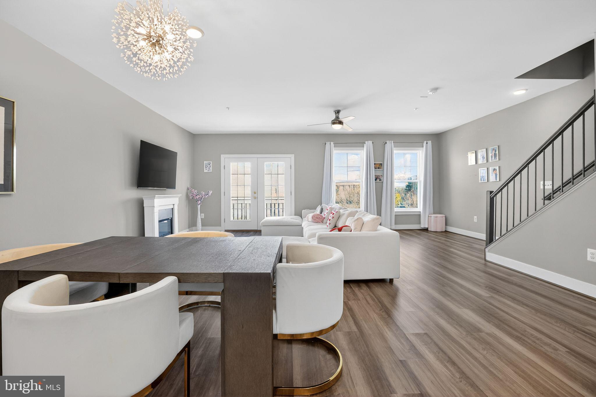 CENTURY ROW - Residential