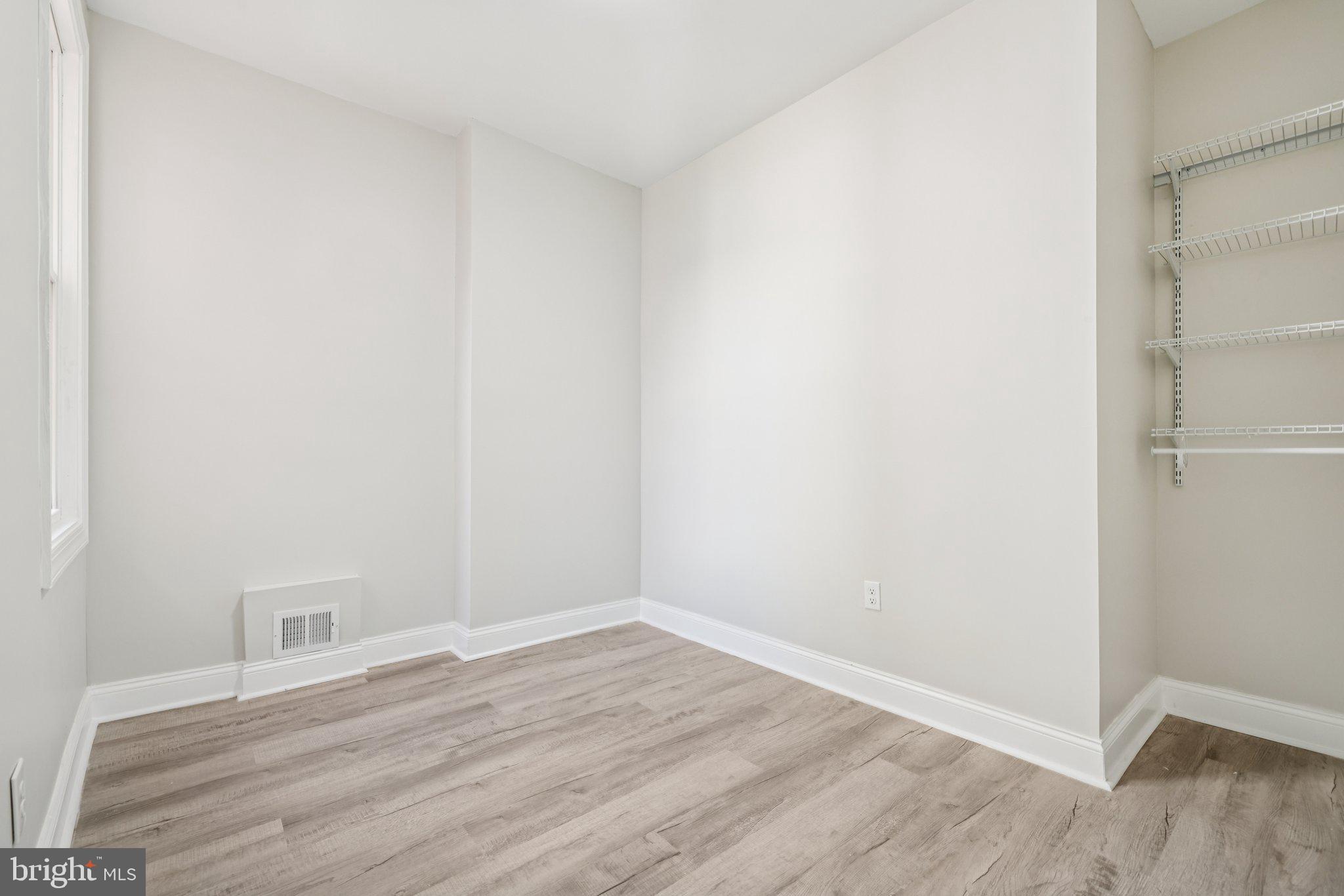 BROADWAY EAST - Residential