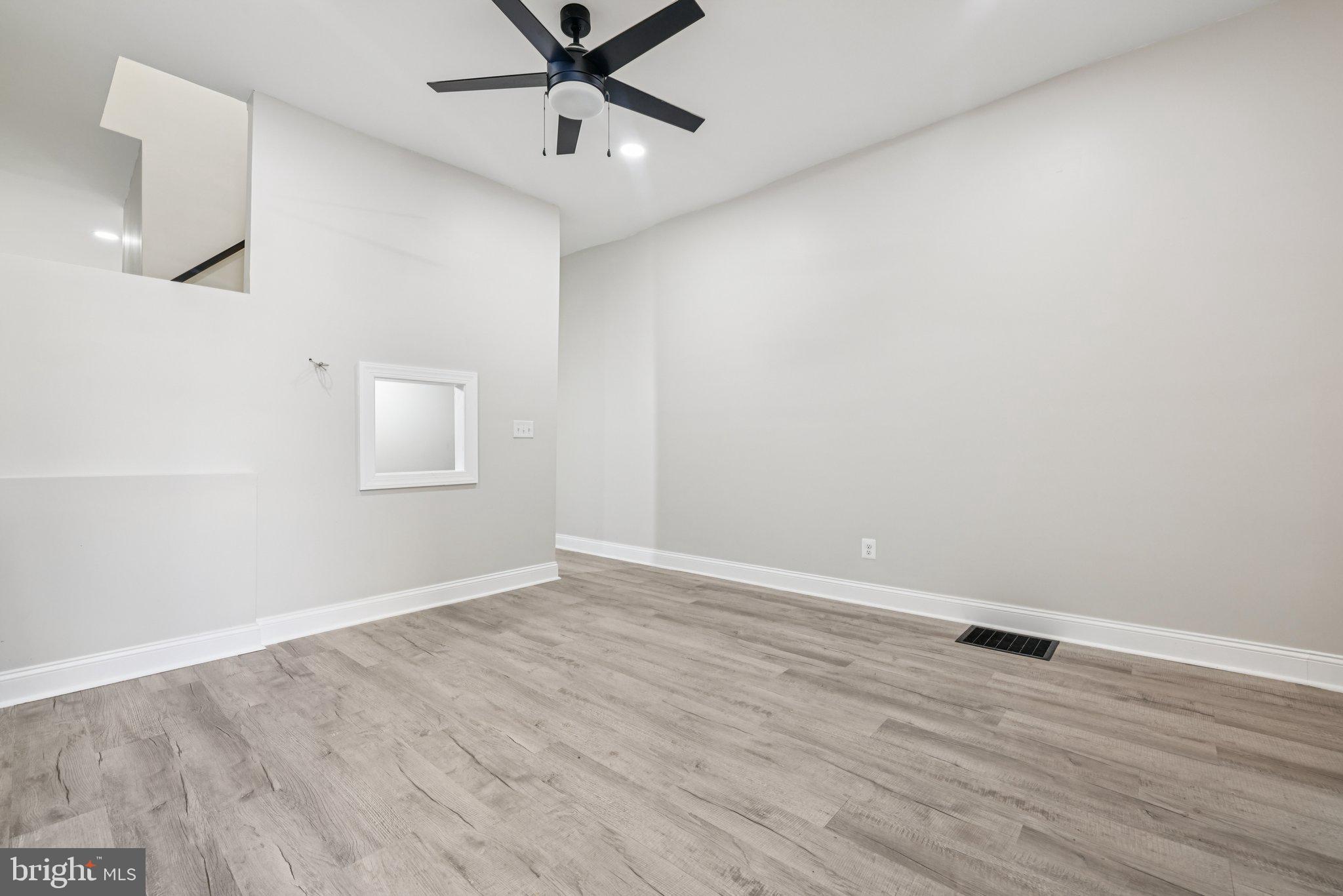 BROADWAY EAST - Residential