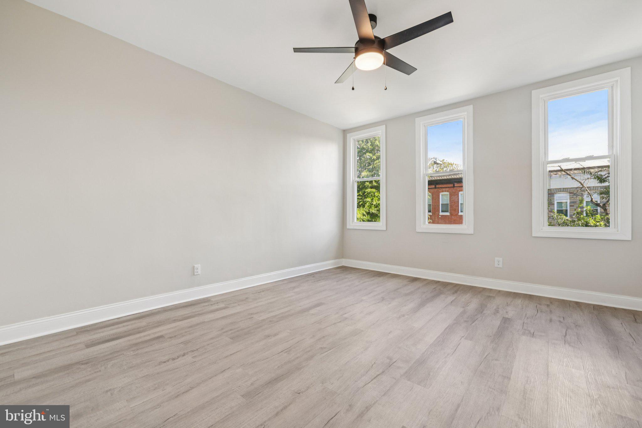 BROADWAY EAST - Residential