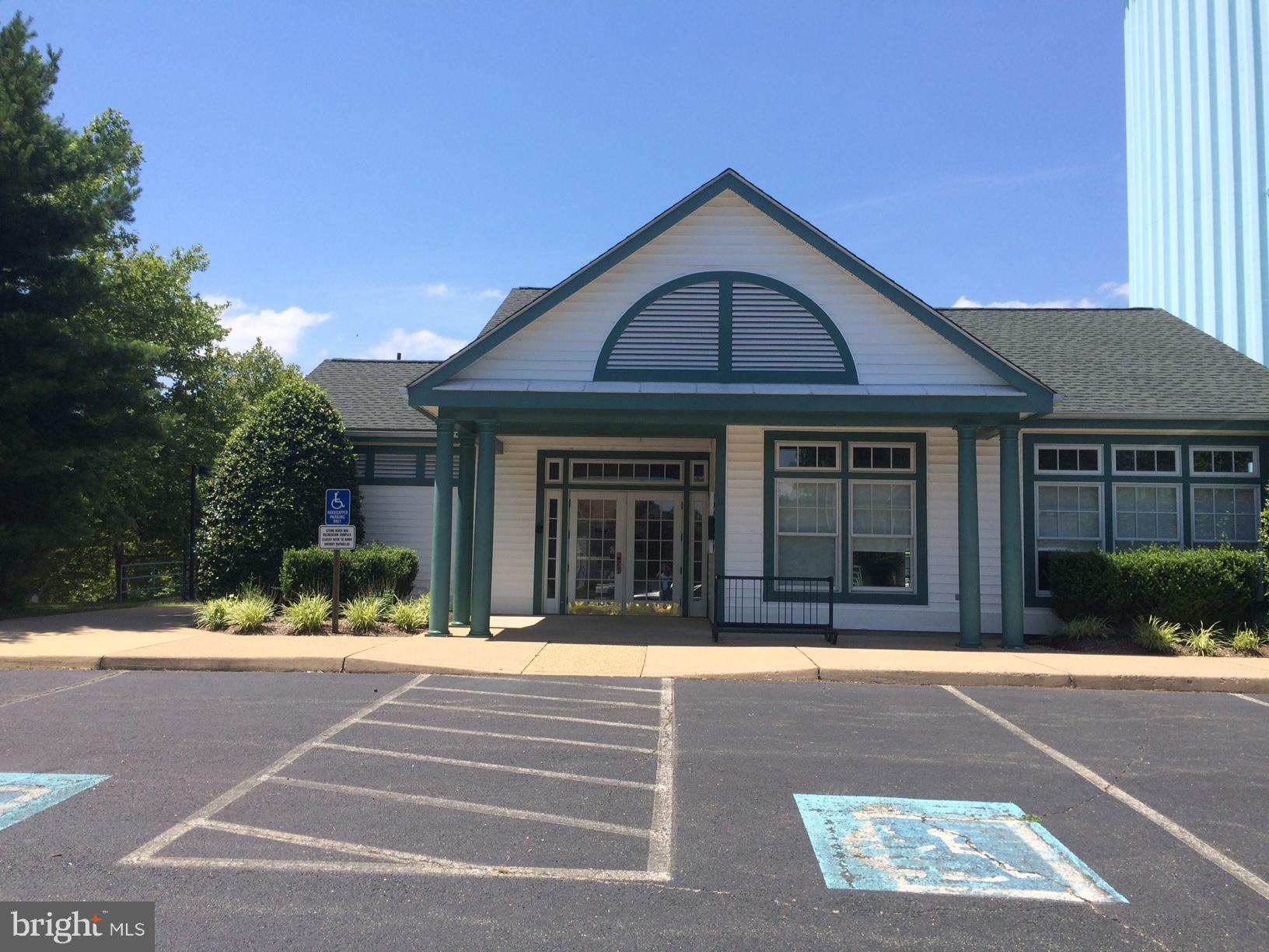 STONE RIVER - Residential