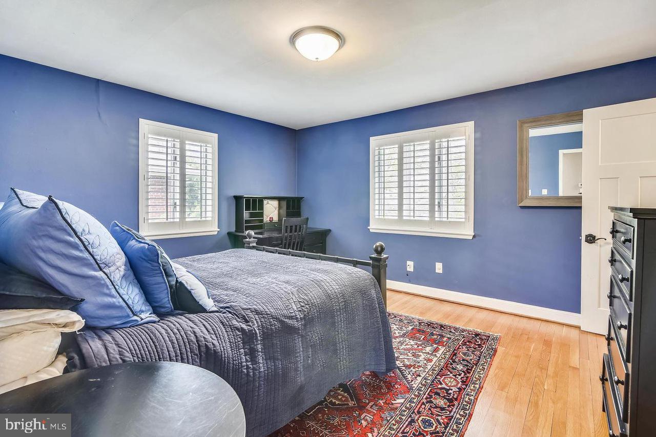 BROYHILL FOREST - Residential Lease