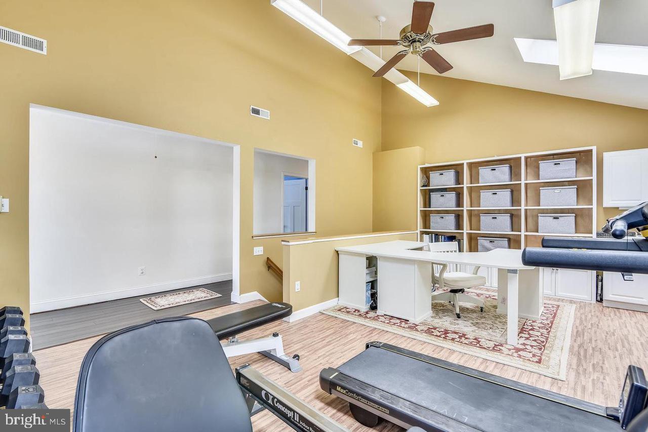 BROYHILL FOREST - Residential Lease