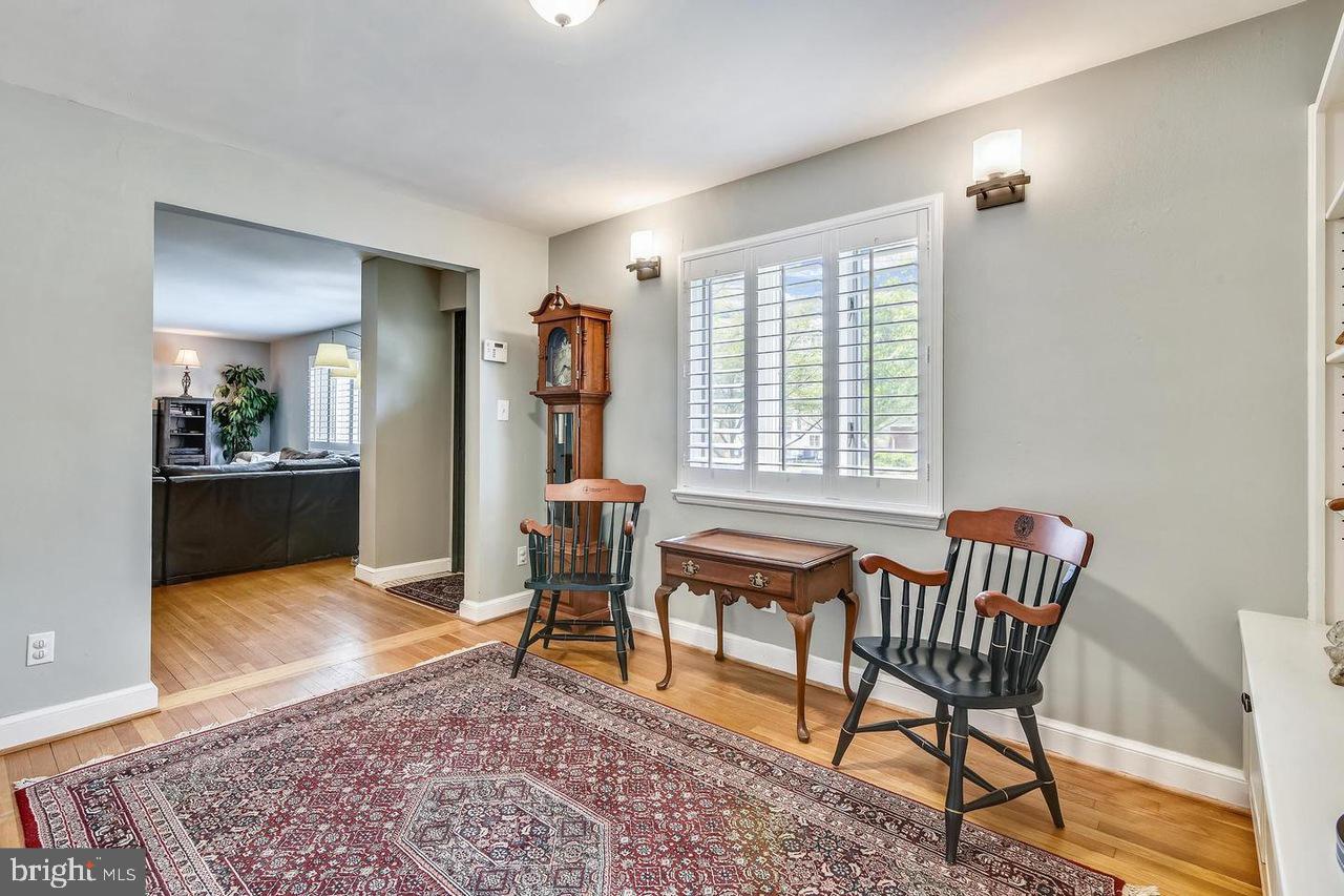 BROYHILL FOREST - Residential Lease