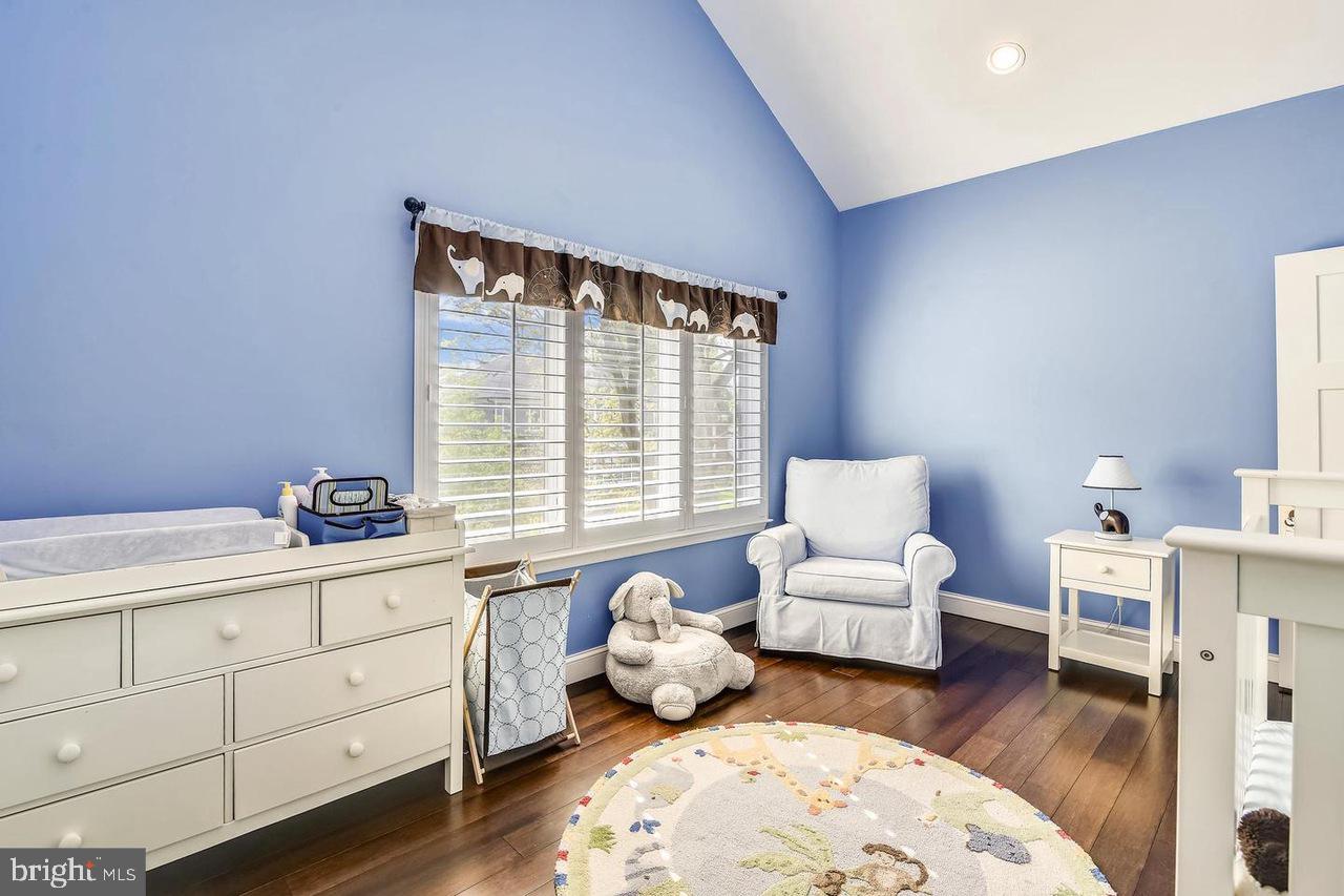 BROYHILL FOREST - Residential Lease