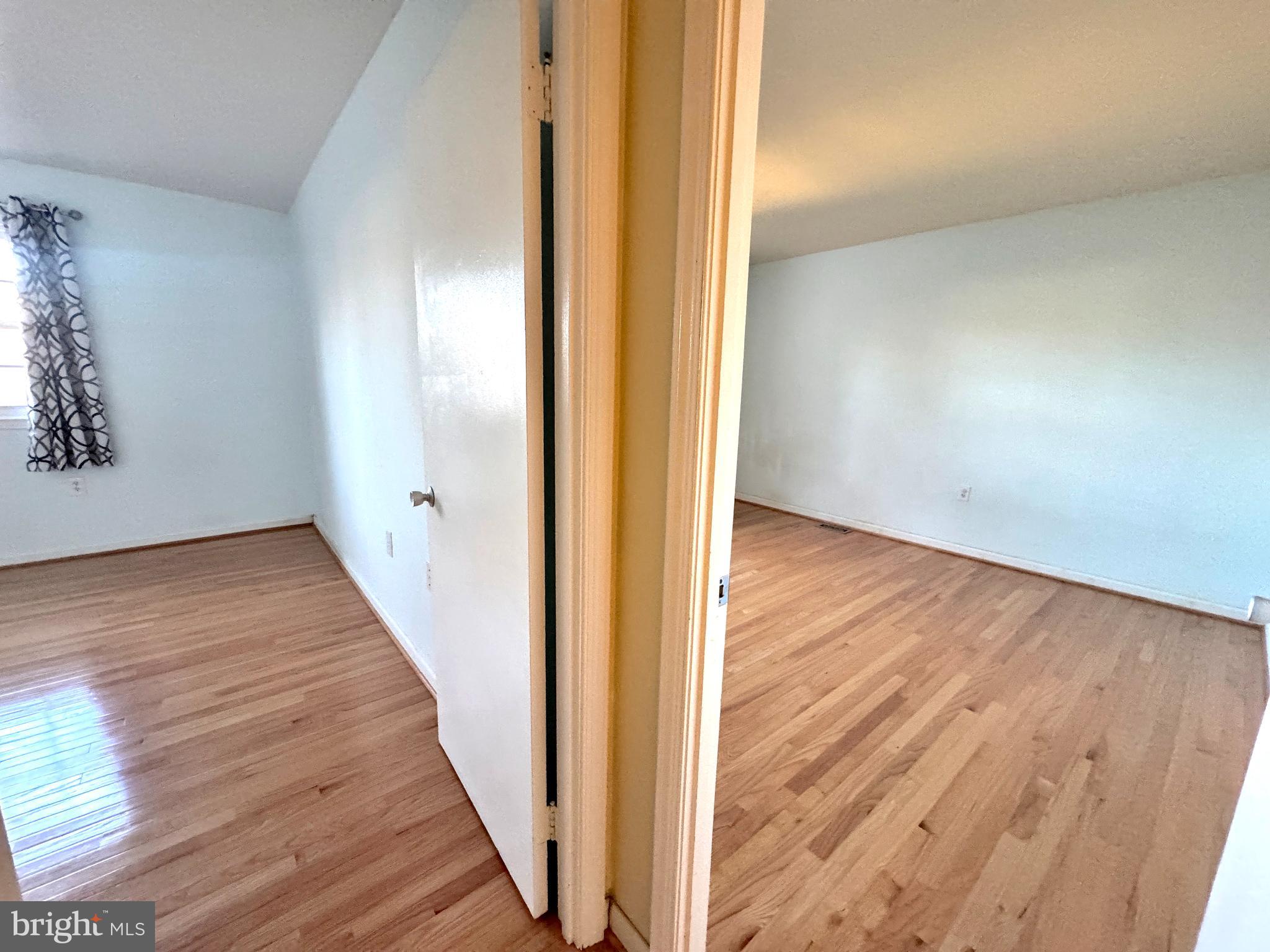 TOWNES OF MOOREFIELD - Residential Lease